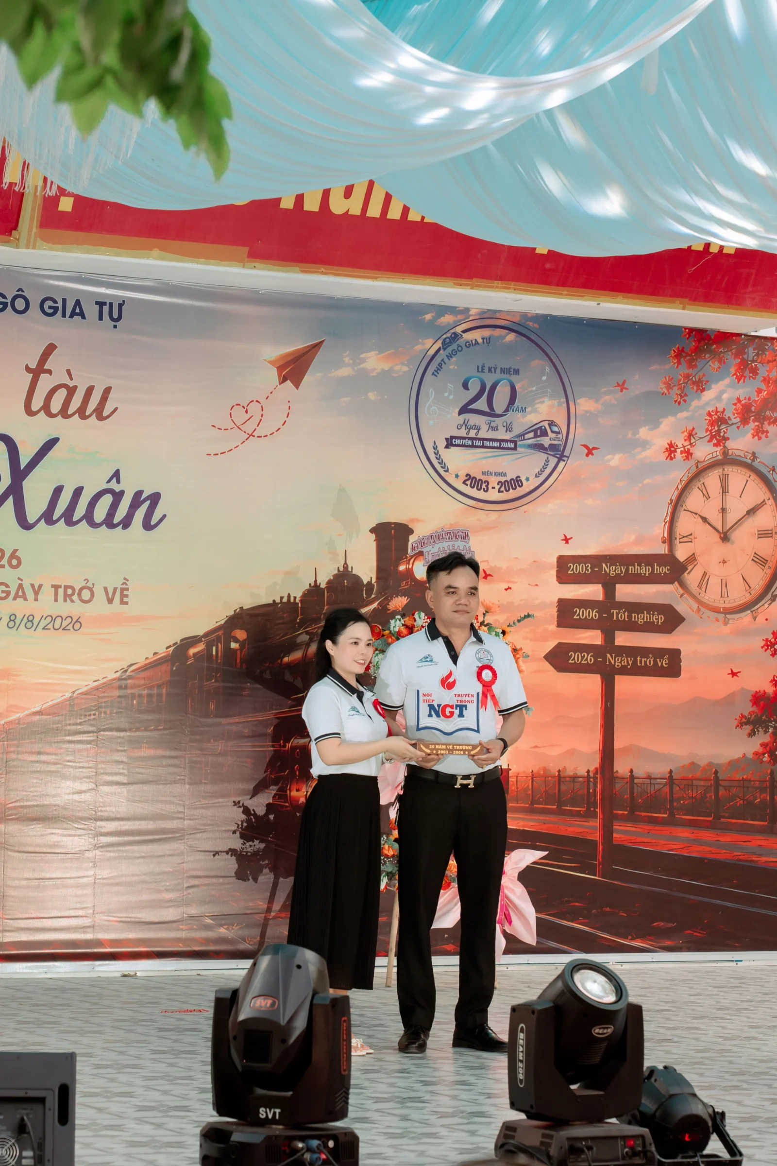 Ảnh lễ kỷ niệm 20 năm lớp 12C3, chụp ngày 08/08/2026