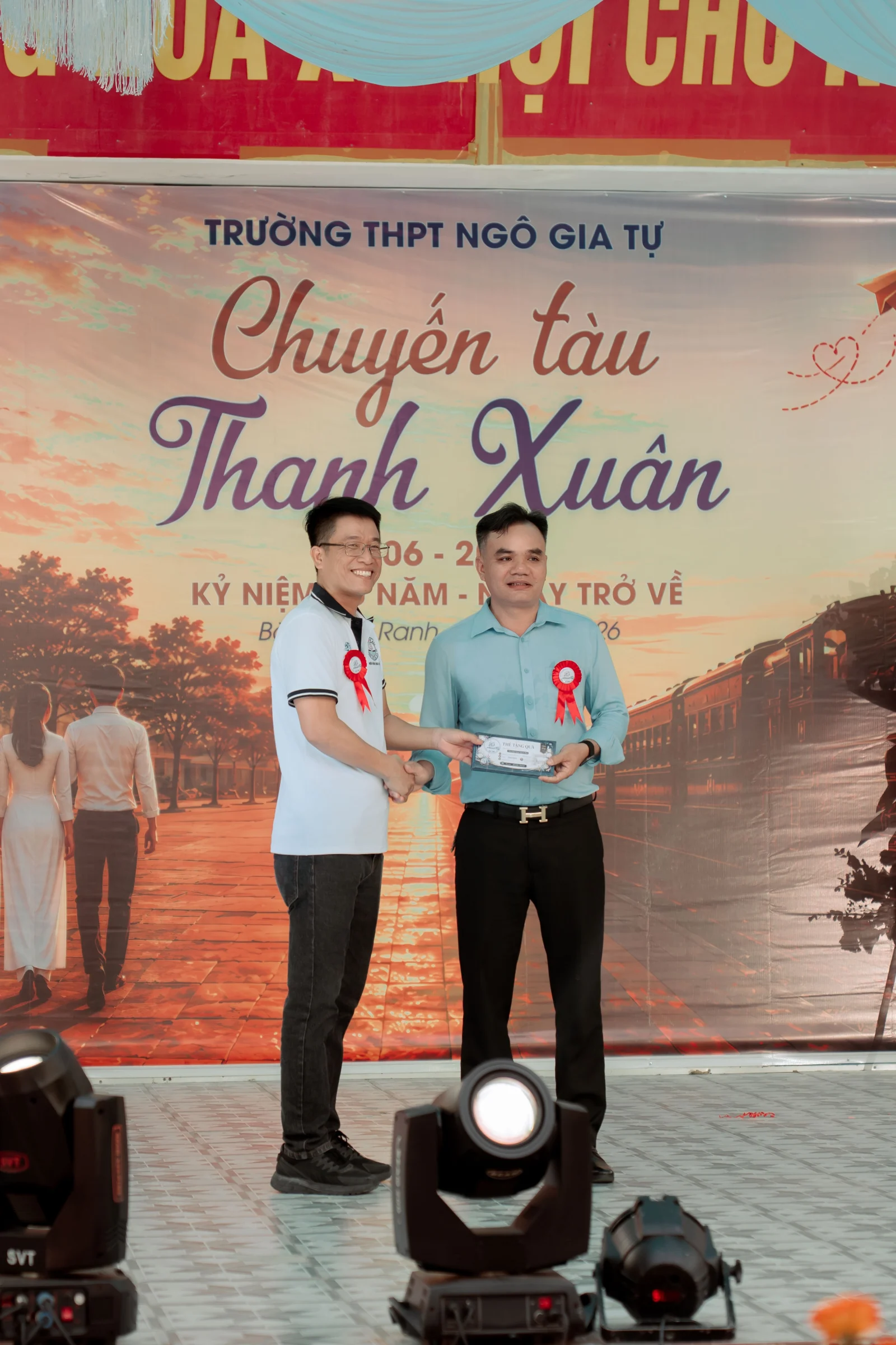 Ảnh lễ kỷ niệm 20 năm lớp 12C3, chụp ngày 08/08/2026