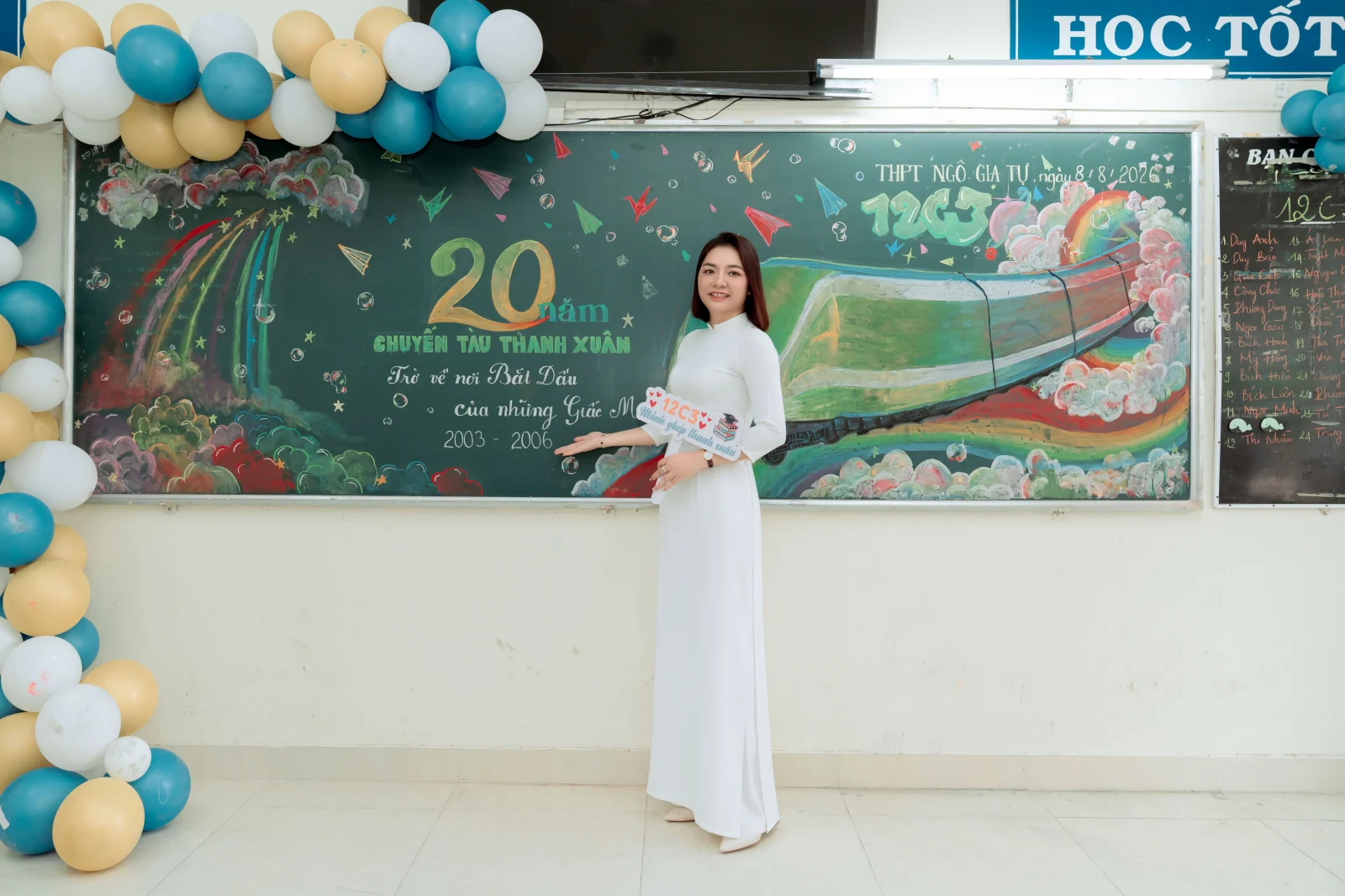 Ảnh lễ kỷ niệm 20 năm lớp 12C3, chụp ngày 08/08/2026