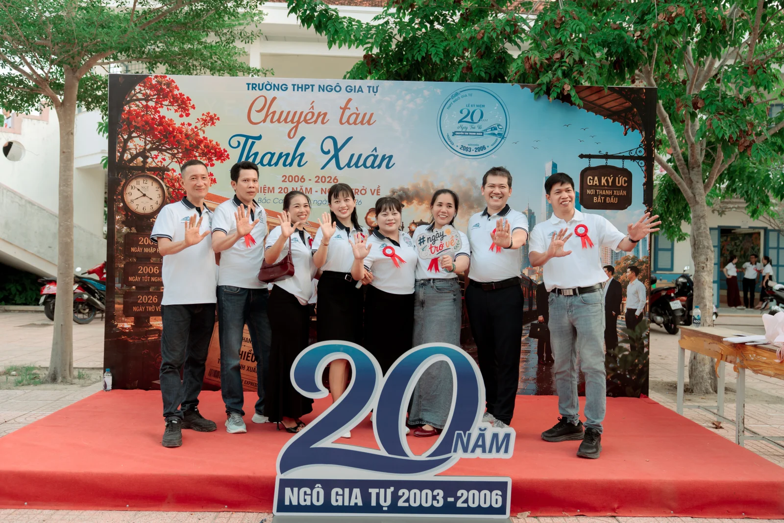 Ảnh lễ kỷ niệm 20 năm lớp 12C3, chụp ngày 08/08/2026