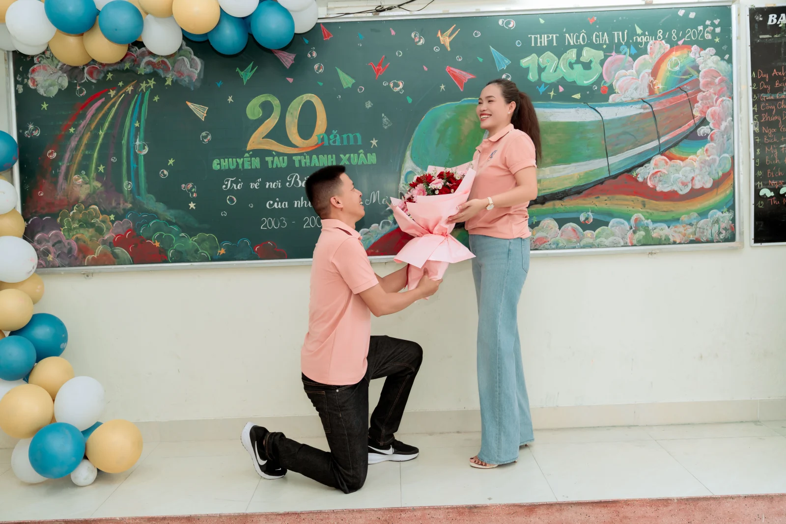 Ảnh lễ kỷ niệm 20 năm lớp 12C3, chụp ngày 08/08/2026