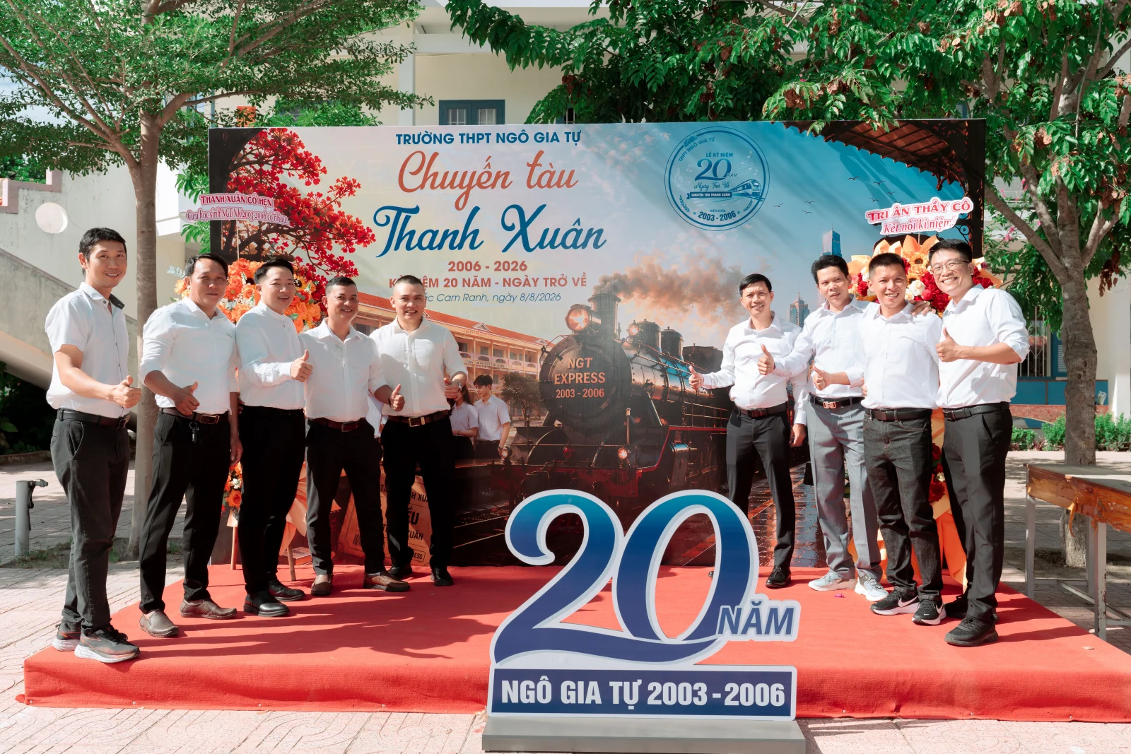 Ảnh lễ kỷ niệm 20 năm lớp 12C3, chụp ngày 08/08/2026