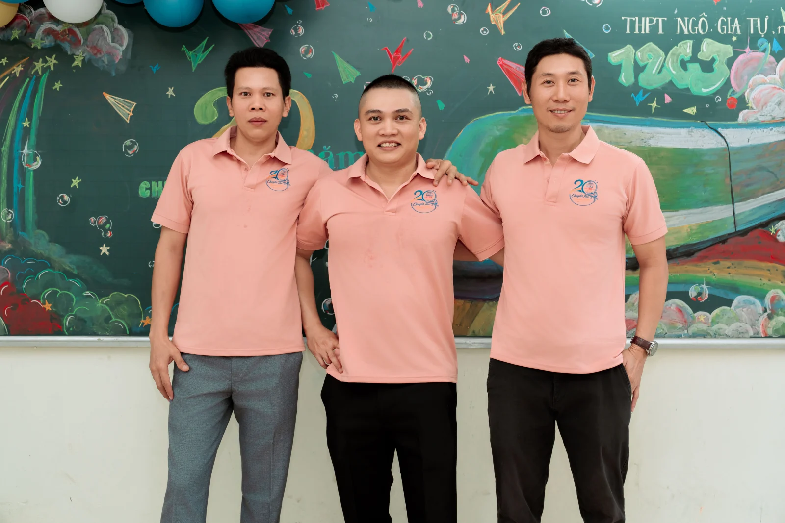 Ảnh lễ kỷ niệm 20 năm lớp 12C3, chụp ngày 08/08/2026