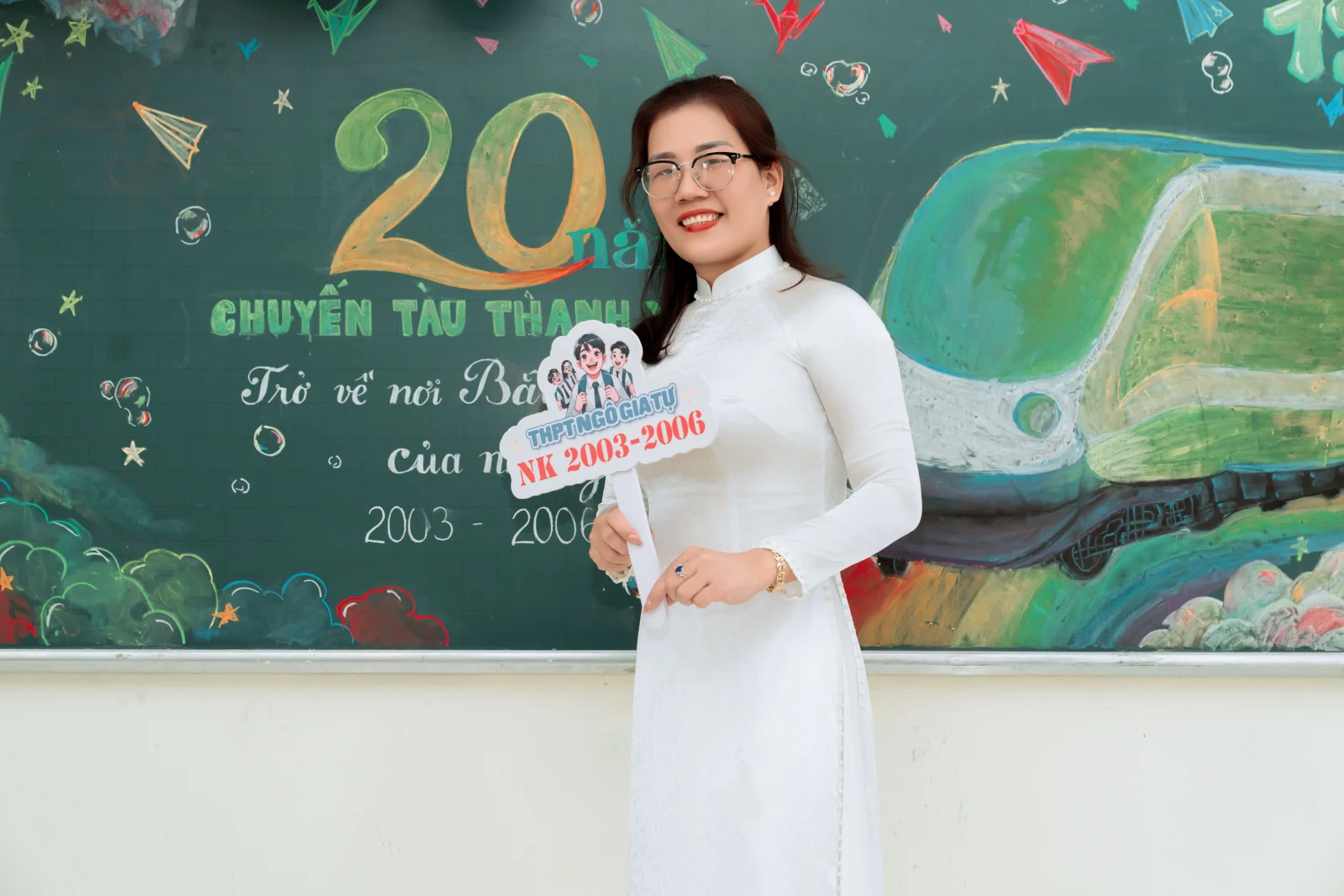 Ảnh lễ kỷ niệm 20 năm lớp 12C3, chụp ngày 08/08/2026
