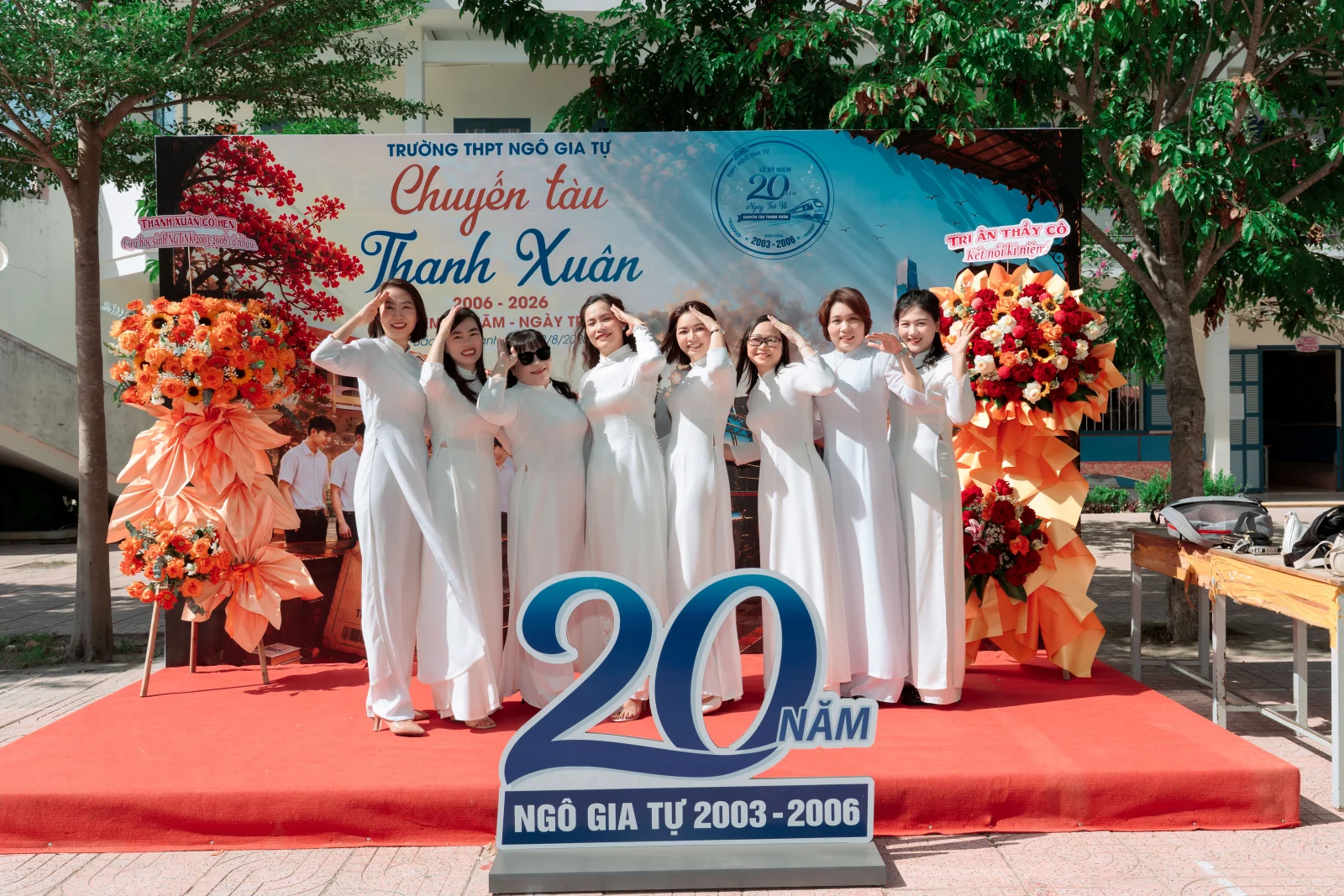 Ảnh lễ kỷ niệm 20 năm lớp 12C3, chụp ngày 08/08/2026