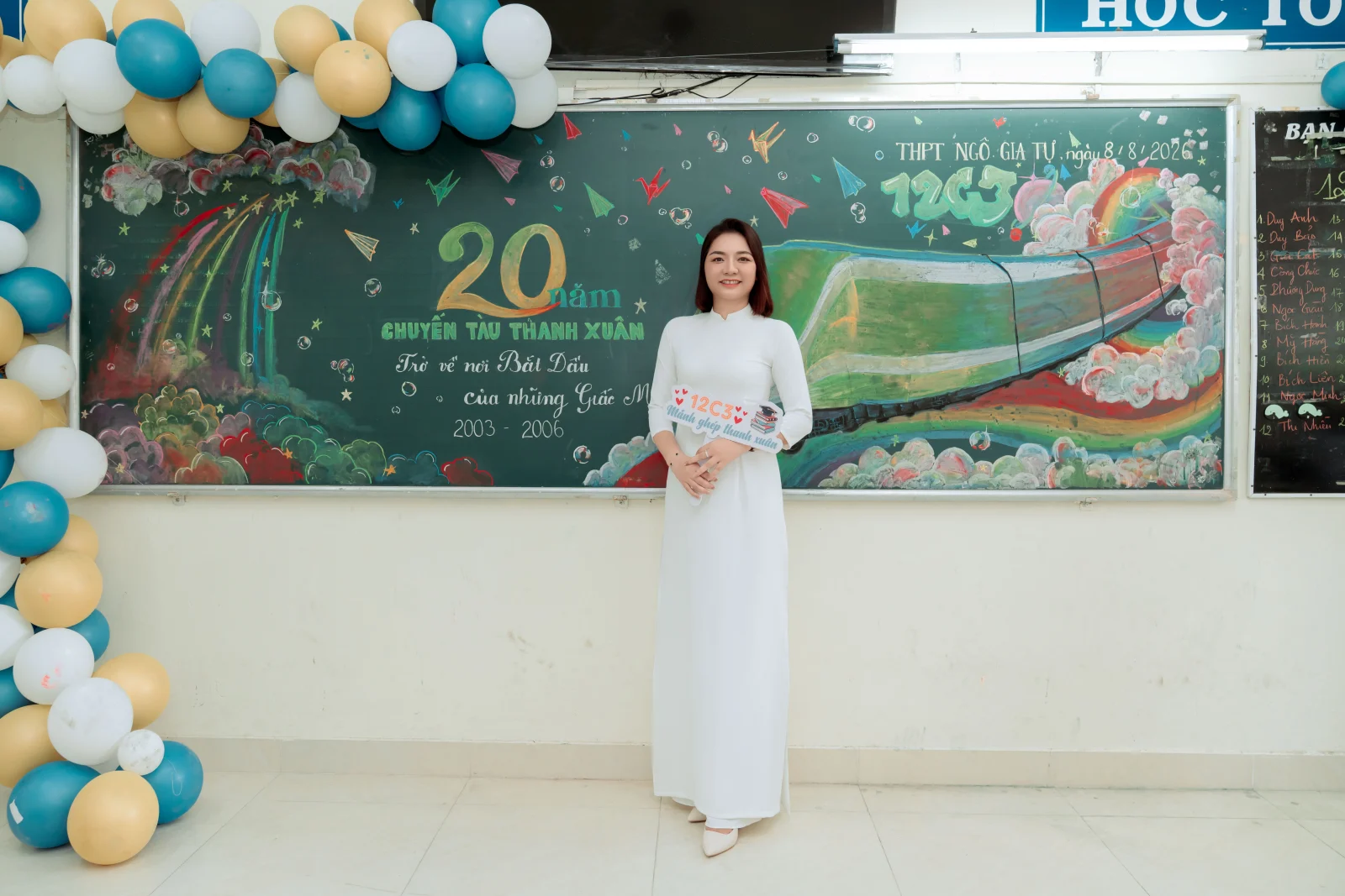 Ảnh lễ kỷ niệm 20 năm lớp 12C3, chụp ngày 08/08/2026