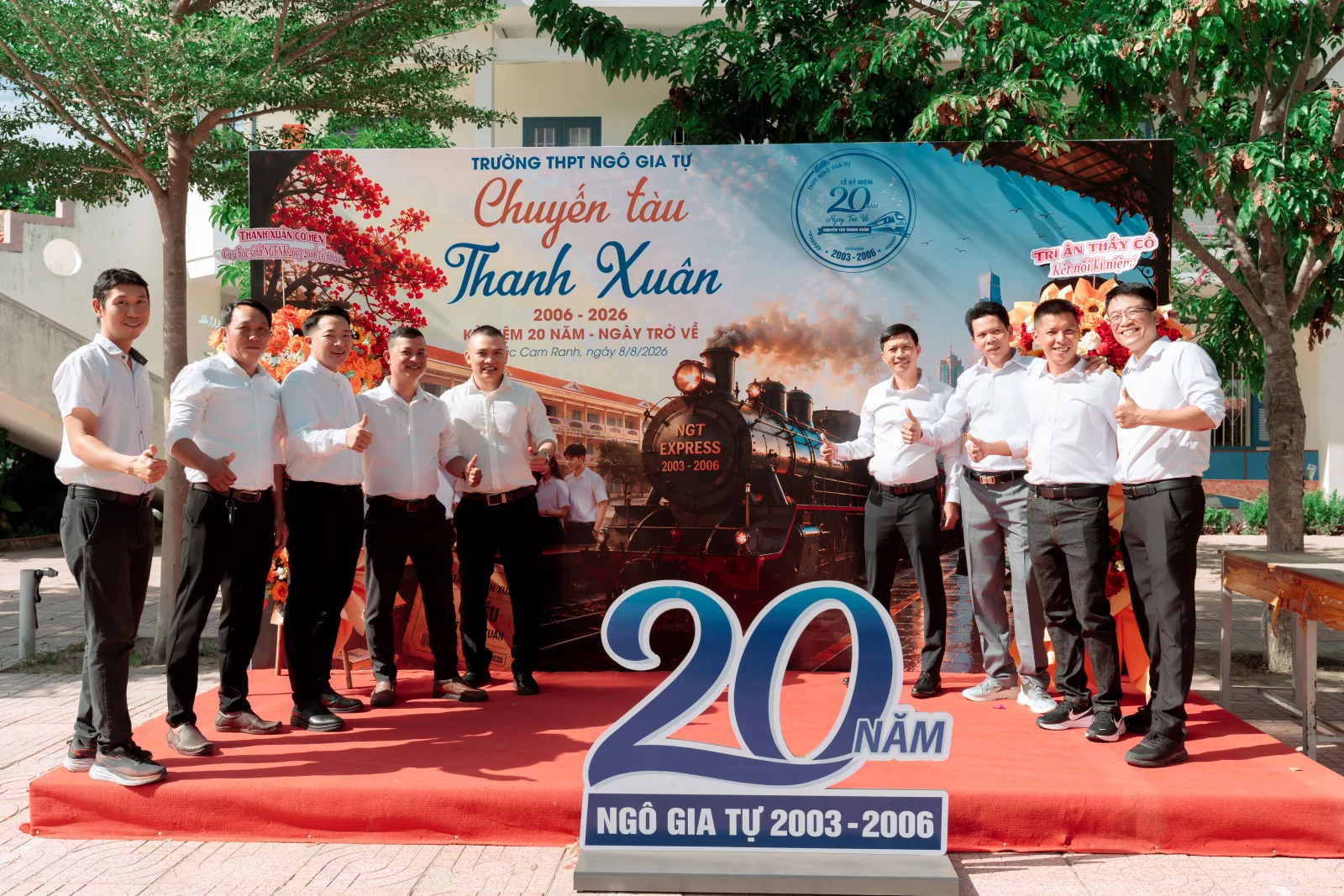 Ảnh lễ kỷ niệm 20 năm lớp 12C3, chụp ngày 08/08/2026