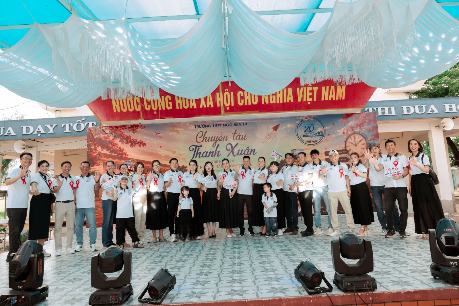 Ảnh lễ kỷ niệm 20 năm lớp 12C3, chụp ngày 08/08/2026