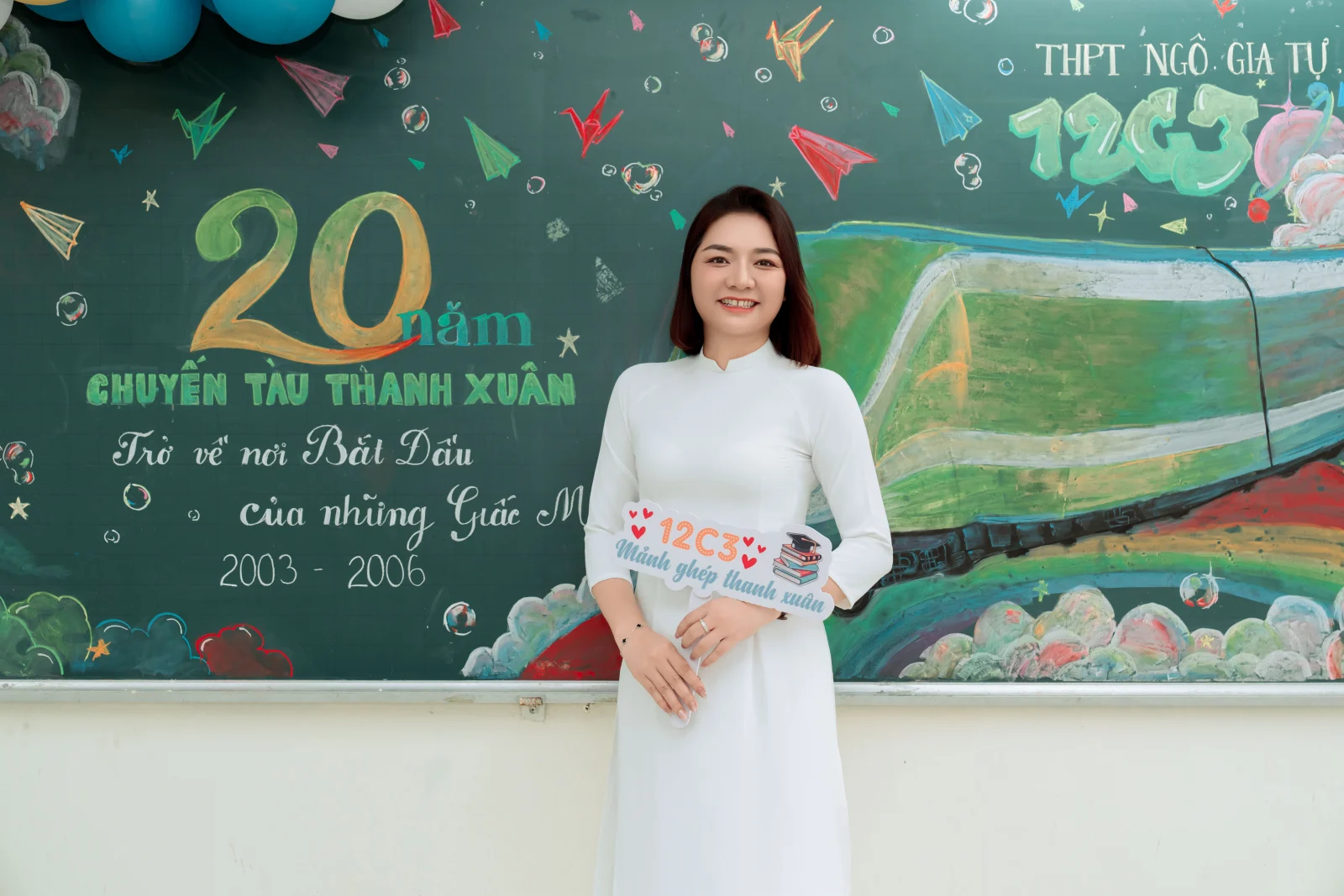 Ảnh lễ kỷ niệm 20 năm lớp 12C3, chụp ngày 08/08/2026