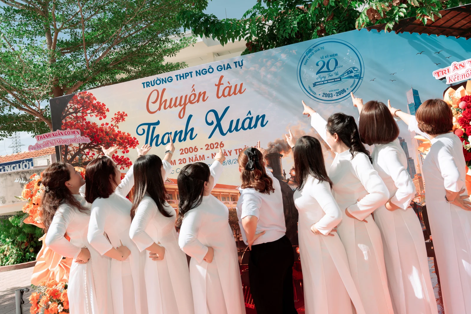 Ảnh lễ kỷ niệm 20 năm lớp 12C3, chụp ngày 08/08/2026