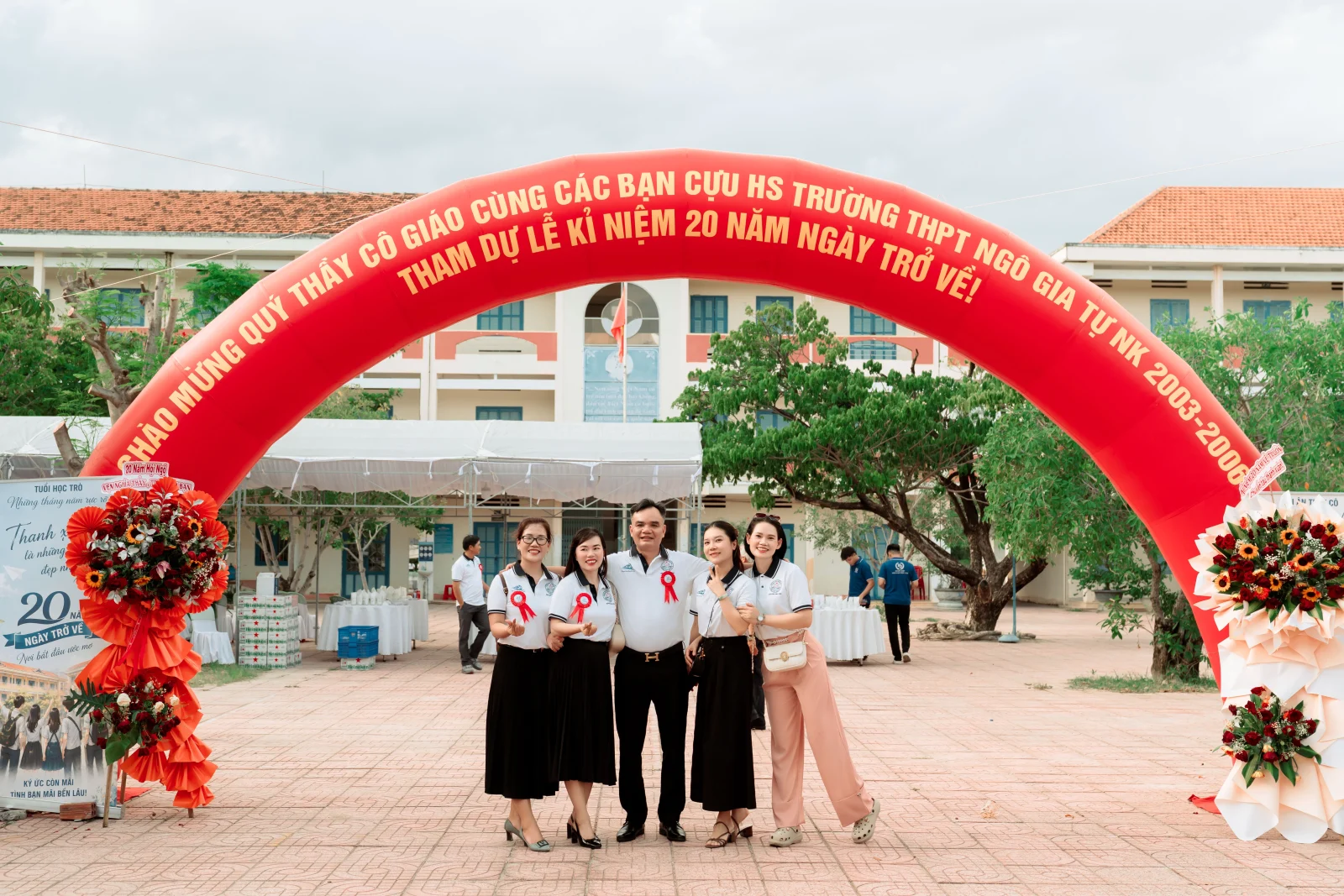 Ảnh lễ kỷ niệm 20 năm lớp 12C3, chụp ngày 08/08/2026