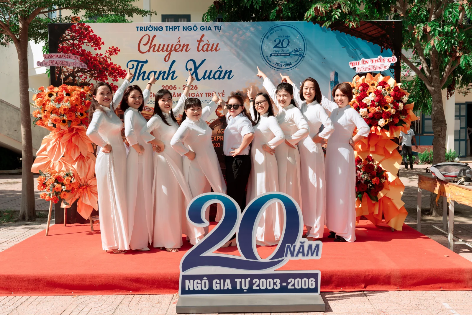 Ảnh lễ kỷ niệm 20 năm lớp 12C3, chụp ngày 08/08/2026