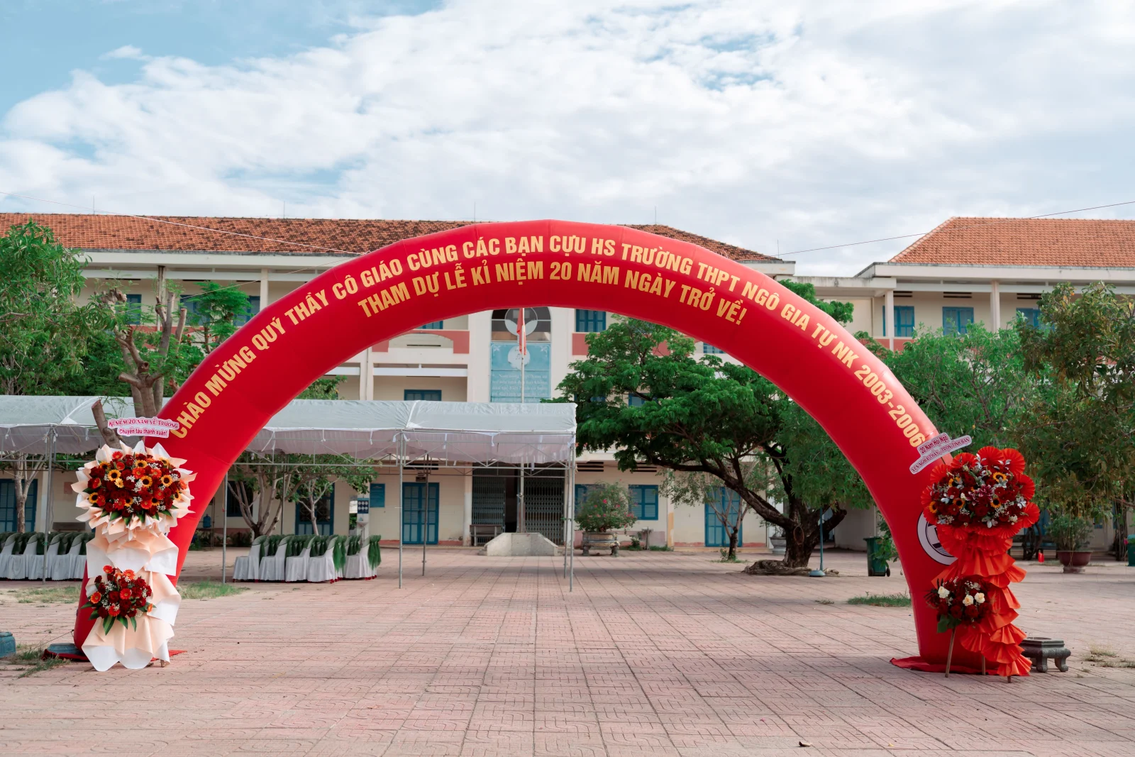 Ảnh lễ kỷ niệm 20 năm lớp 12C3, chụp ngày 08/08/2026