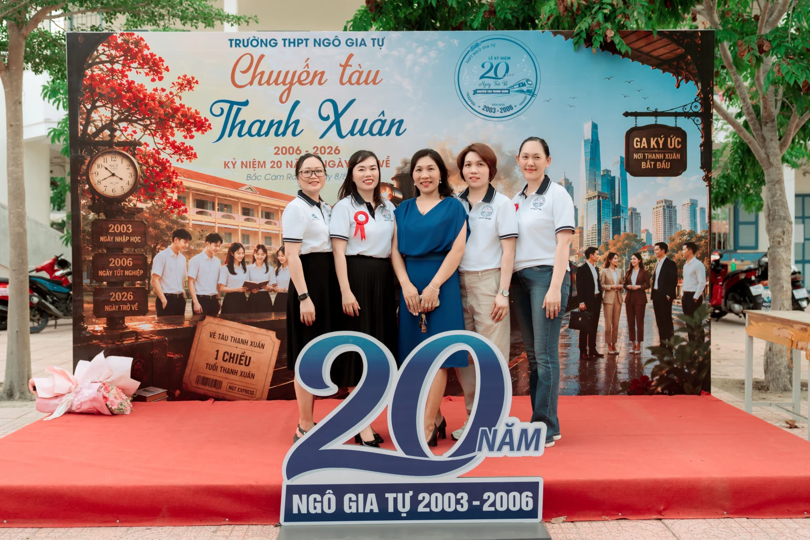Ảnh lễ kỷ niệm 20 năm lớp 12C3, chụp ngày 08/08/2026