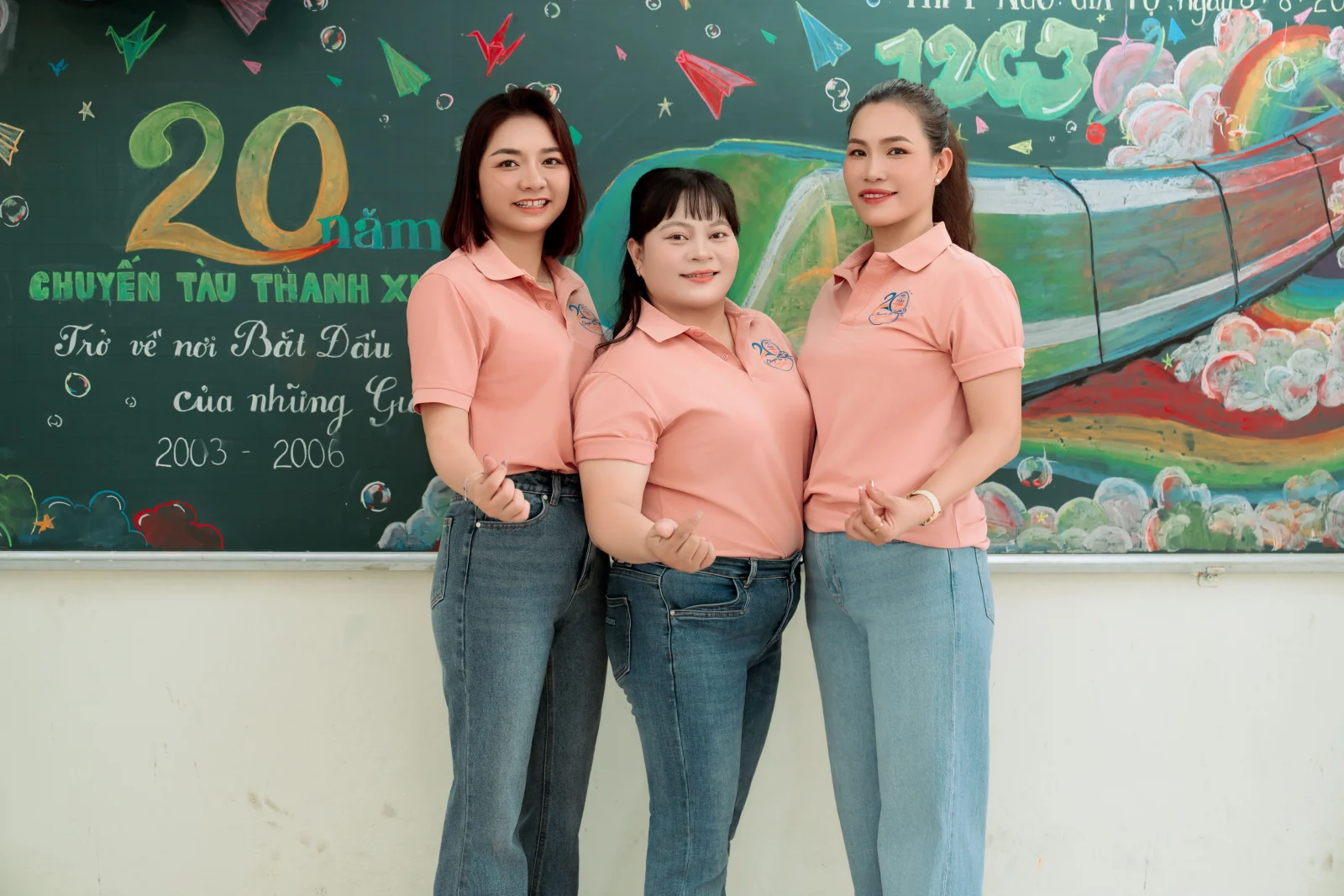 Ảnh lễ kỷ niệm 20 năm lớp 12C3, chụp ngày 08/08/2026