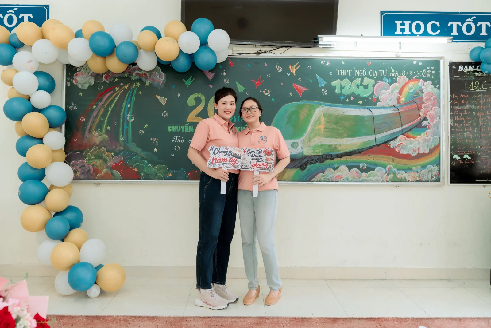 Ảnh lễ kỷ niệm 20 năm lớp 12C3, chụp ngày 08/08/2026