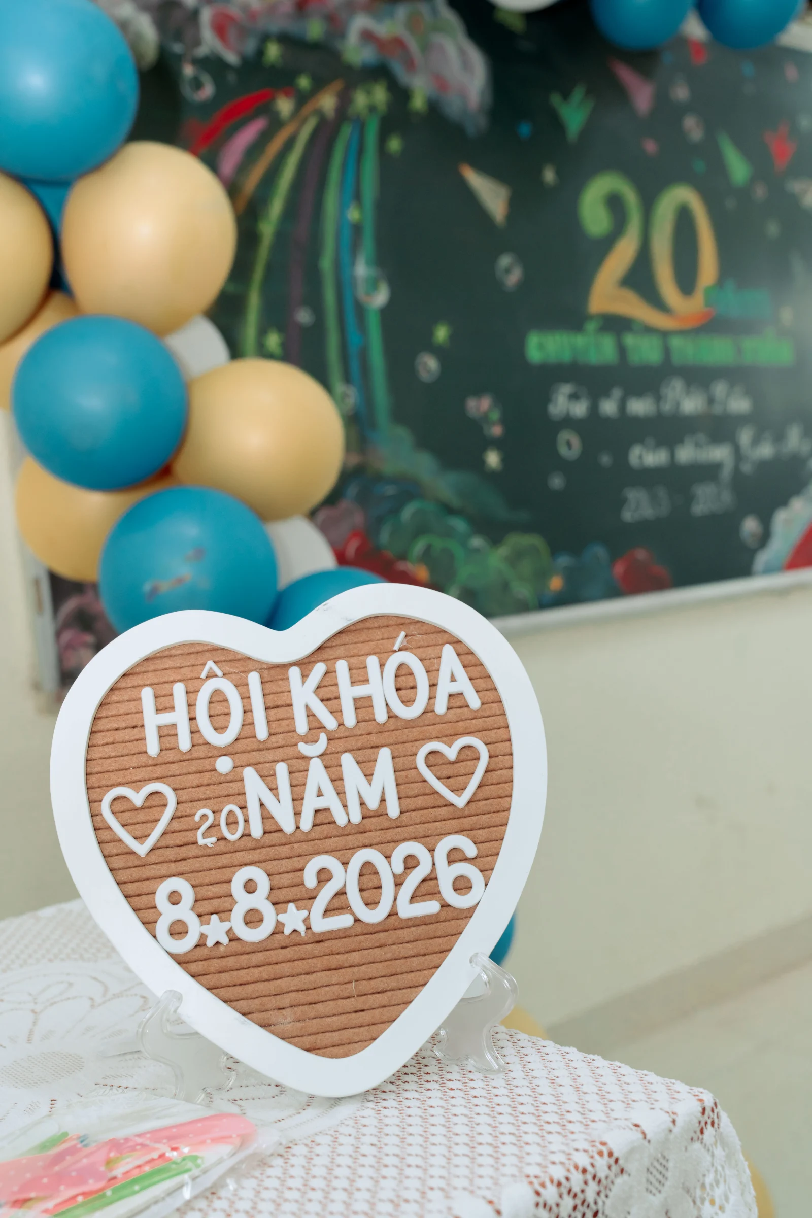 Ảnh lễ kỷ niệm 20 năm lớp 12C3, chụp ngày 08/08/2026