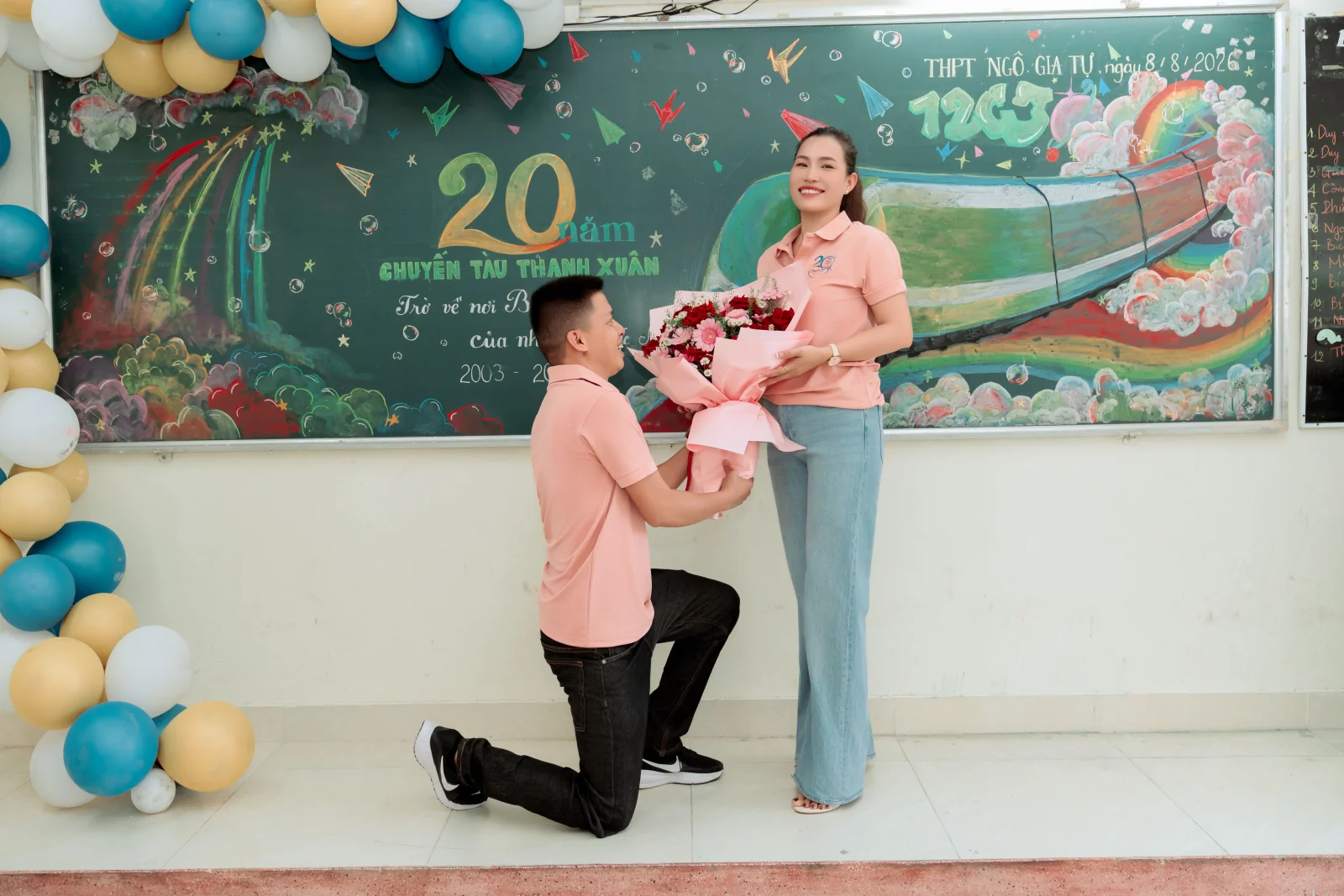 Ảnh lễ kỷ niệm 20 năm lớp 12C3, chụp ngày 08/08/2026