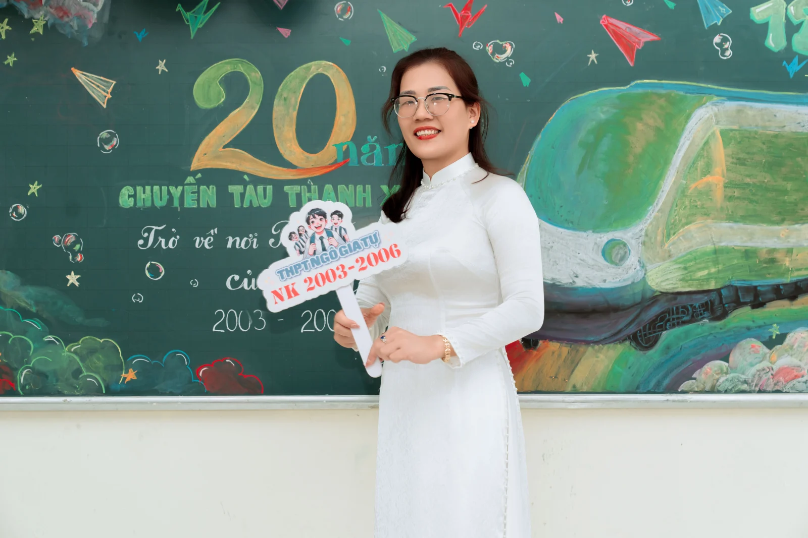 Ảnh lễ kỷ niệm 20 năm lớp 12C3, chụp ngày 08/08/2026