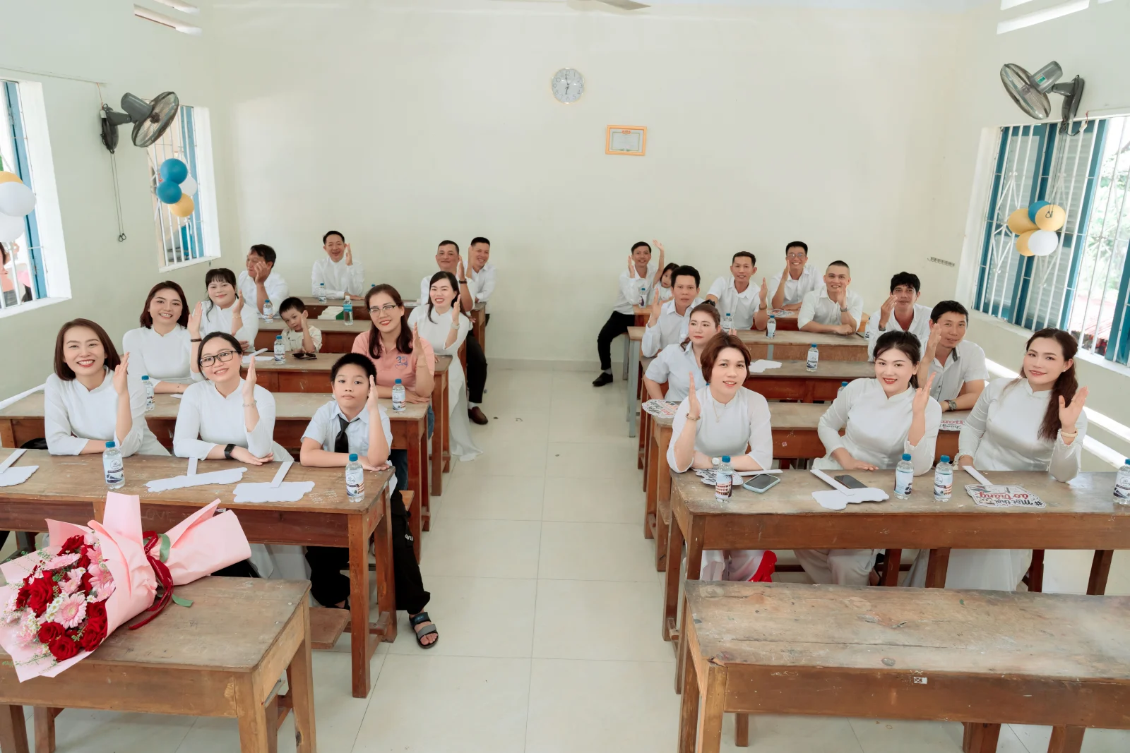 Ảnh lễ kỷ niệm 20 năm lớp 12C3, chụp ngày 08/08/2026