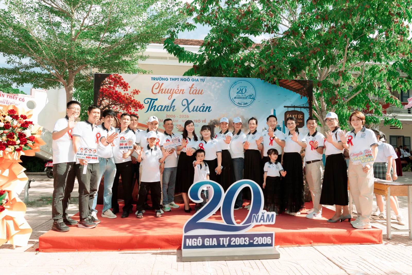 Ảnh lễ kỷ niệm 20 năm lớp 12C3, chụp ngày 08/08/2026
