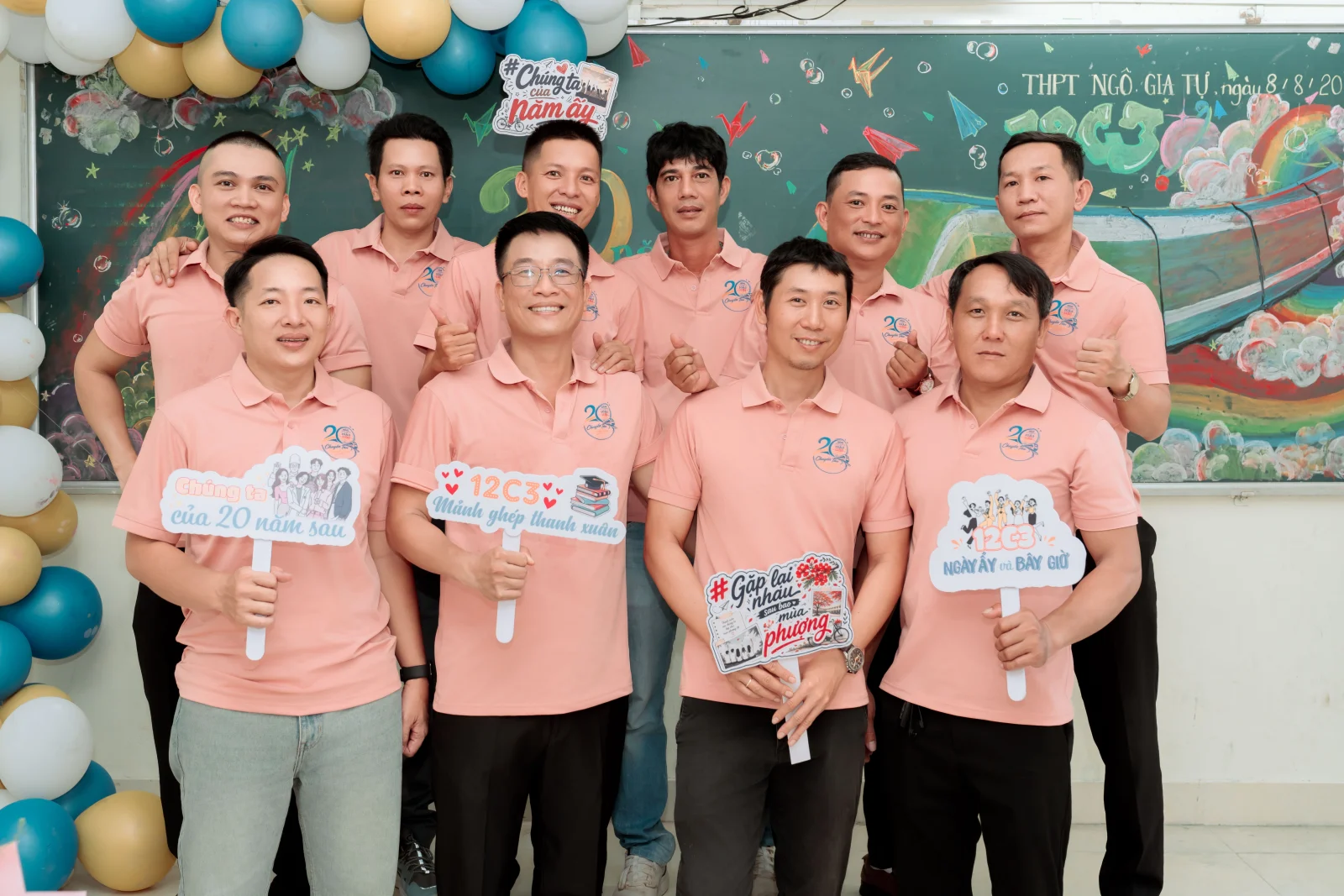 Ảnh lễ kỷ niệm 20 năm lớp 12C3, chụp ngày 08/08/2026