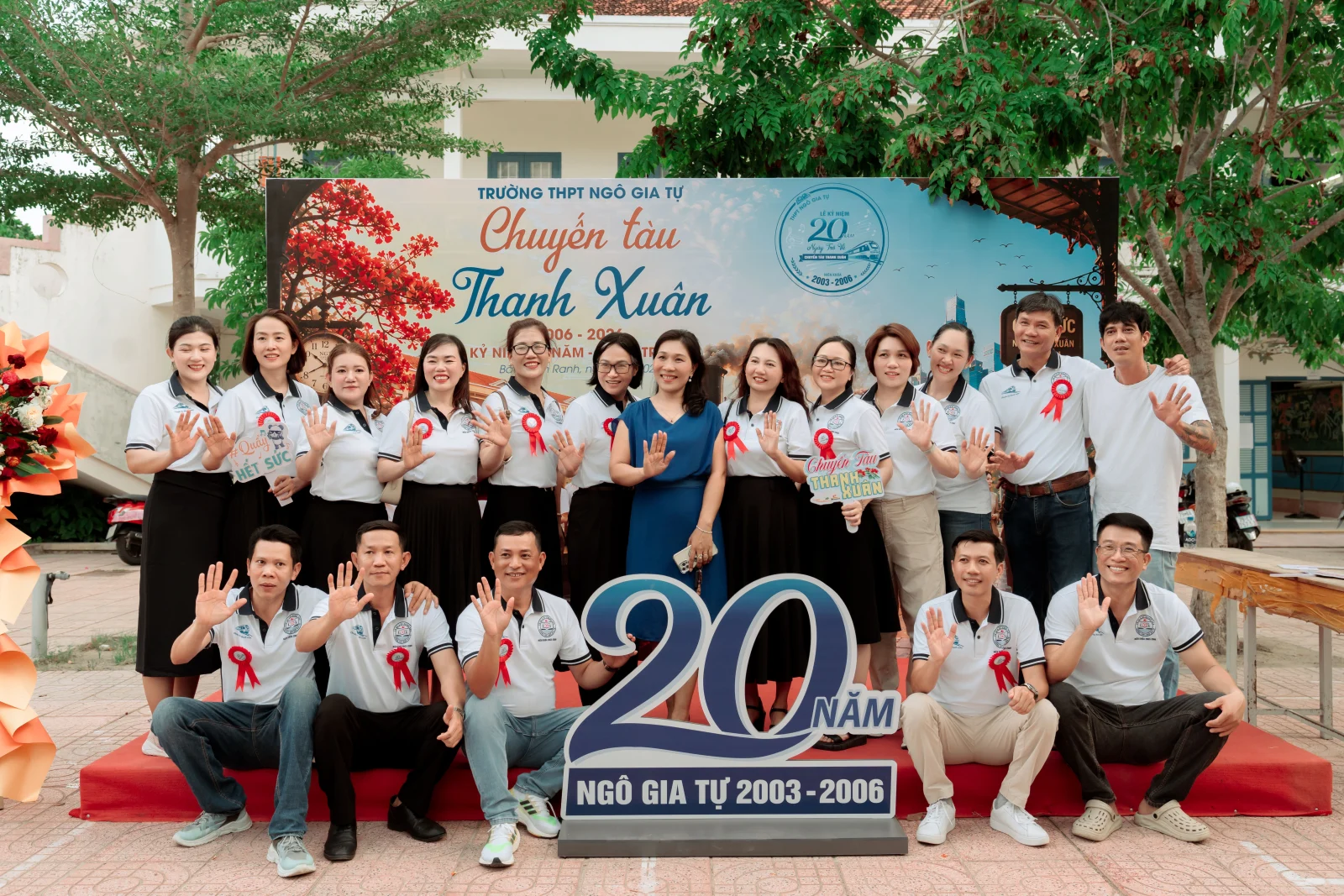Ảnh lễ kỷ niệm 20 năm lớp 12C3, chụp ngày 08/08/2026