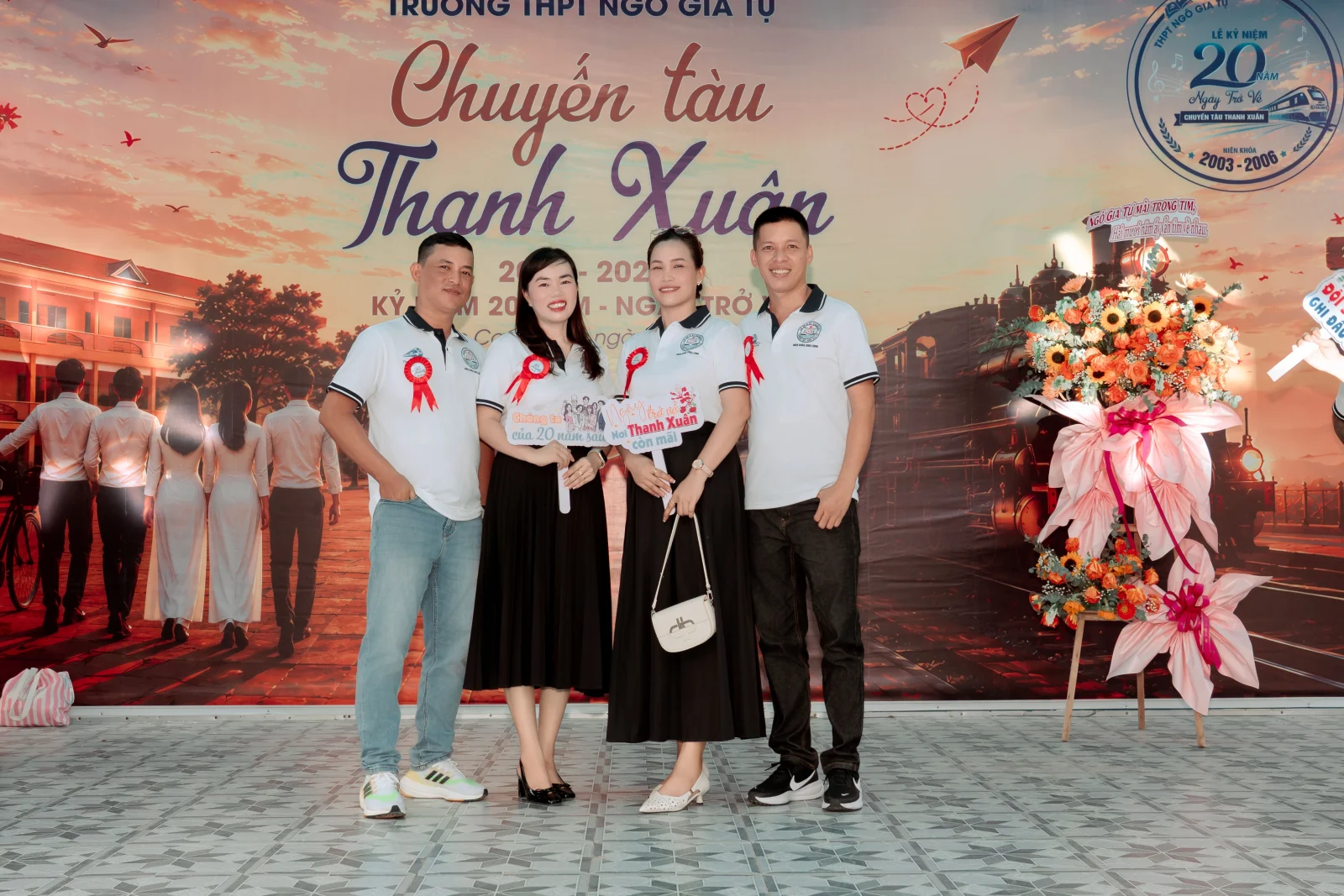 Ảnh lễ kỷ niệm 20 năm lớp 12C3, chụp ngày 08/08/2026