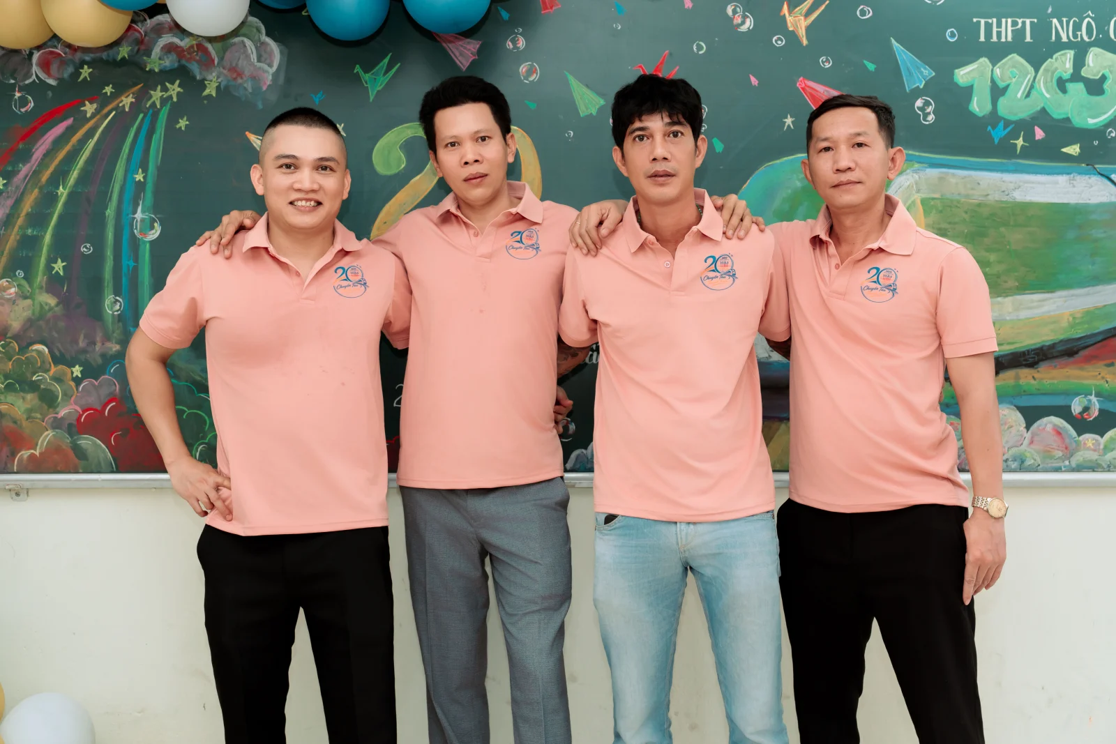 Ảnh lễ kỷ niệm 20 năm lớp 12C3, chụp ngày 08/08/2026