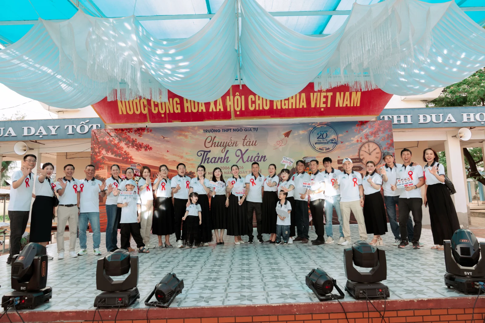 Ảnh lễ kỷ niệm 20 năm lớp 12C3, chụp ngày 08/08/2026