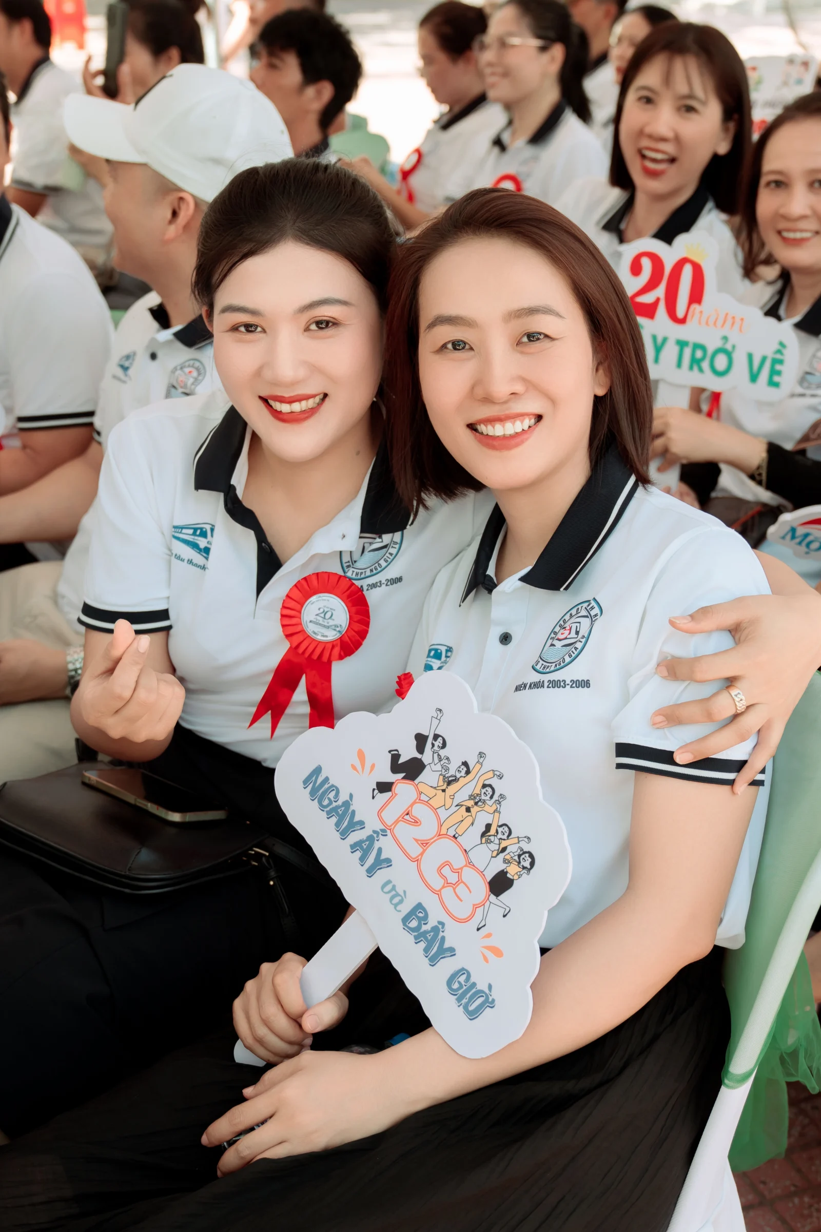 Ảnh lễ kỷ niệm 20 năm lớp 12C3, chụp ngày 08/08/2026