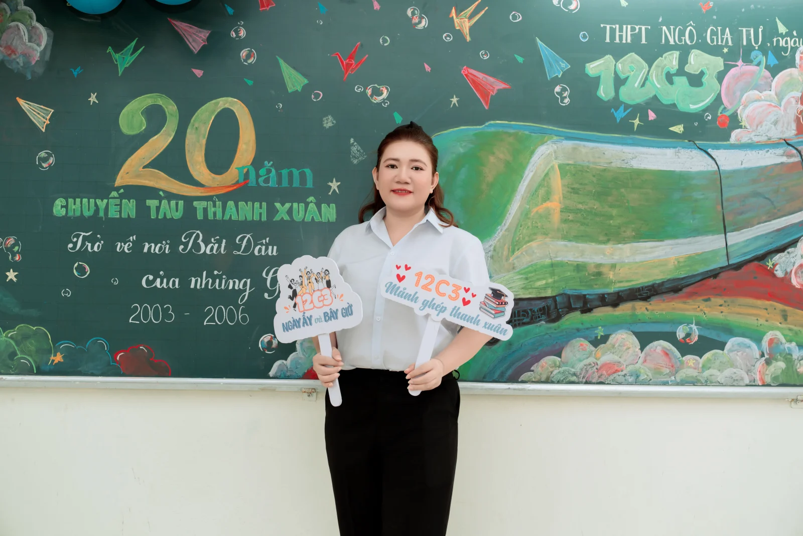 Ảnh lễ kỷ niệm 20 năm lớp 12C3, chụp ngày 08/08/2026