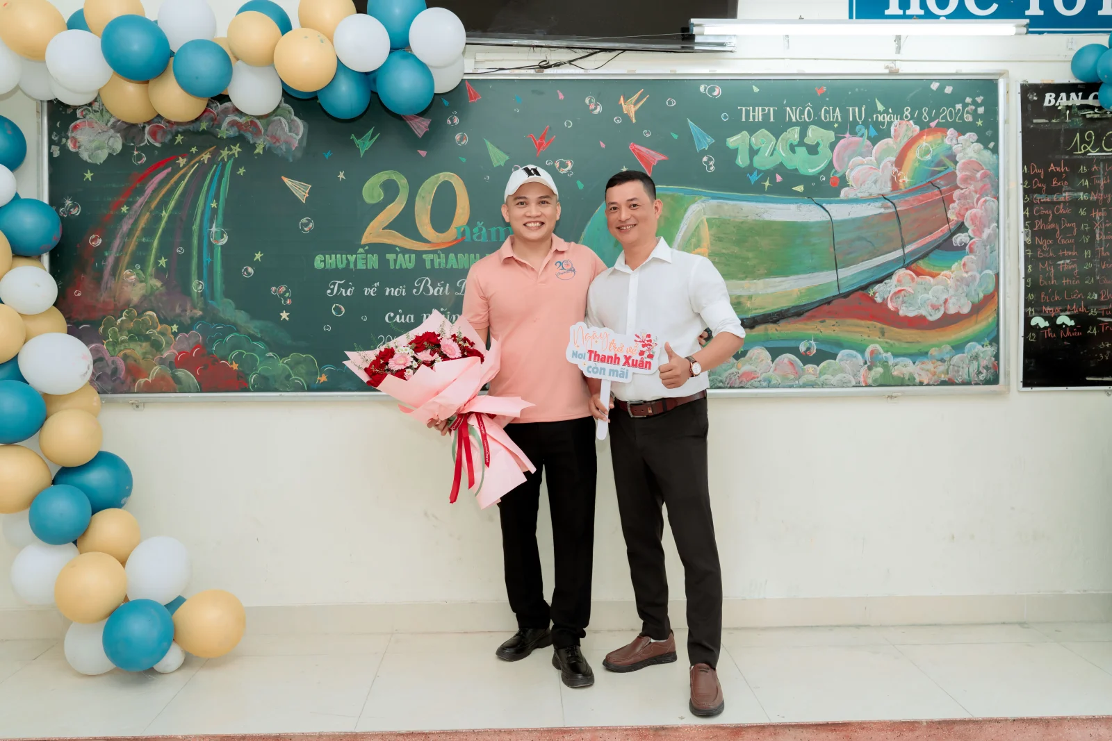 Ảnh lễ kỷ niệm 20 năm lớp 12C3, chụp ngày 08/08/2026