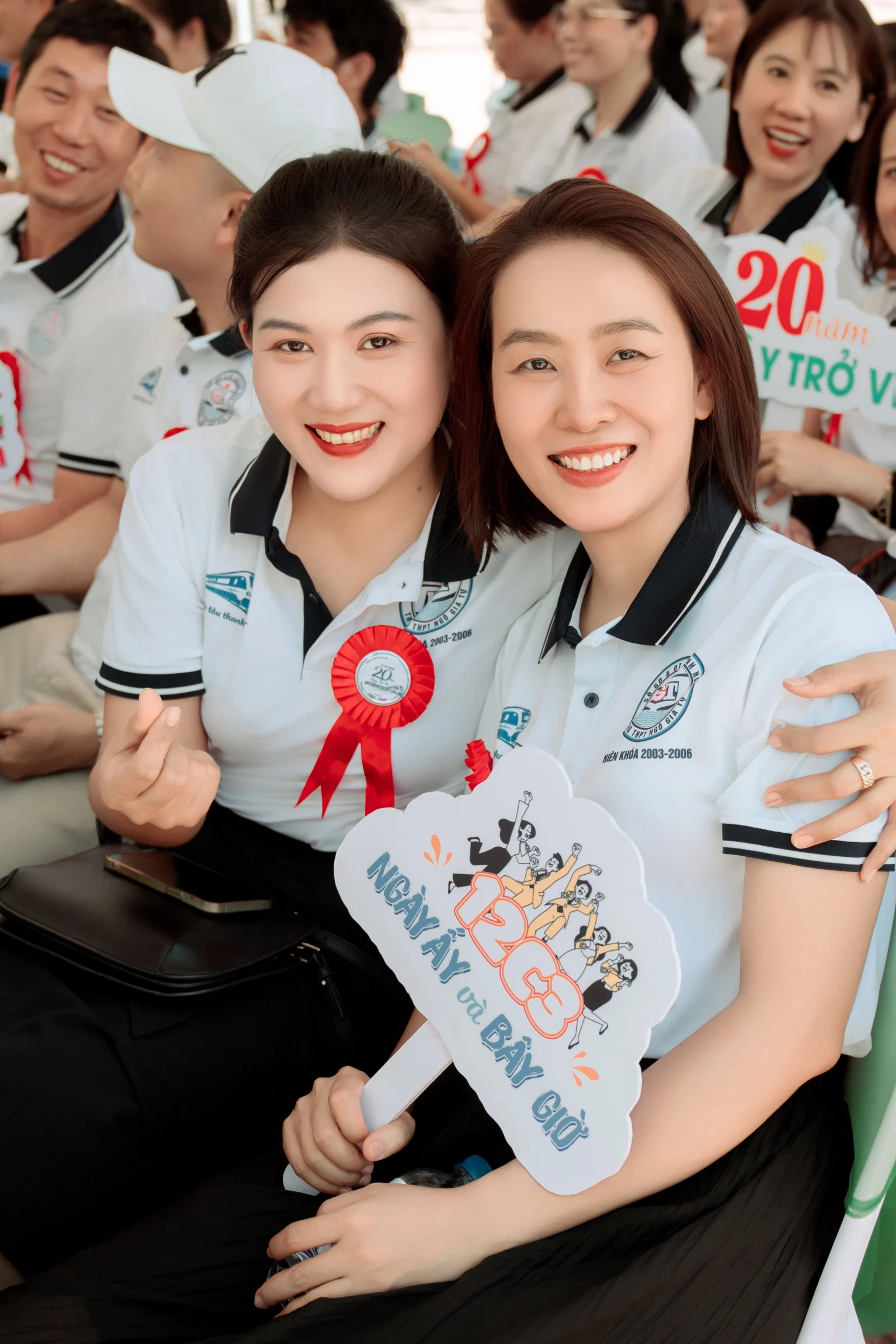 Ảnh lễ kỷ niệm 20 năm lớp 12C3, chụp ngày 08/08/2026