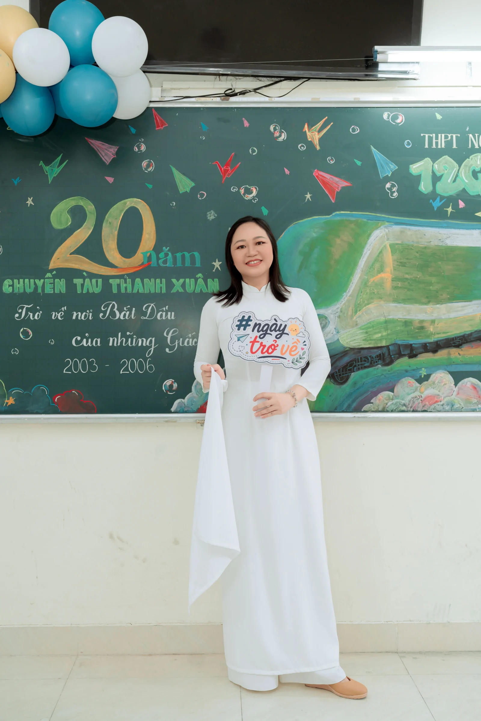 Ảnh lễ kỷ niệm 20 năm lớp 12C3, chụp ngày 08/08/2026