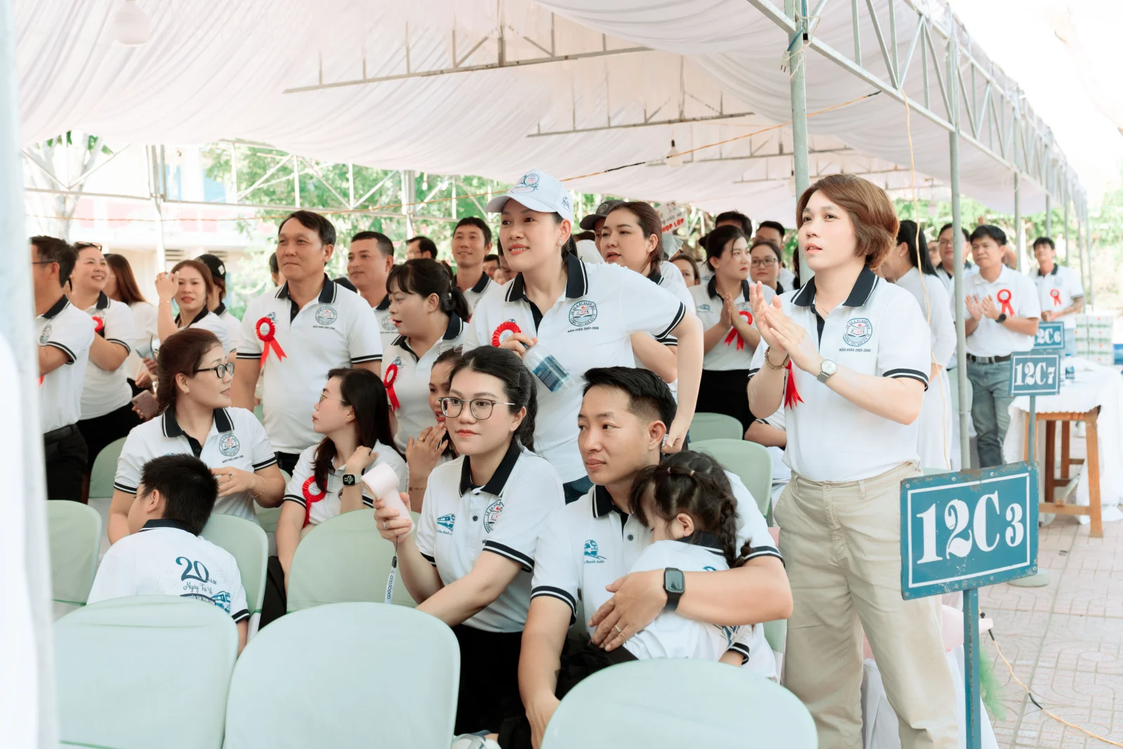 Ảnh lễ kỷ niệm 20 năm lớp 12C3, chụp ngày 08/08/2026