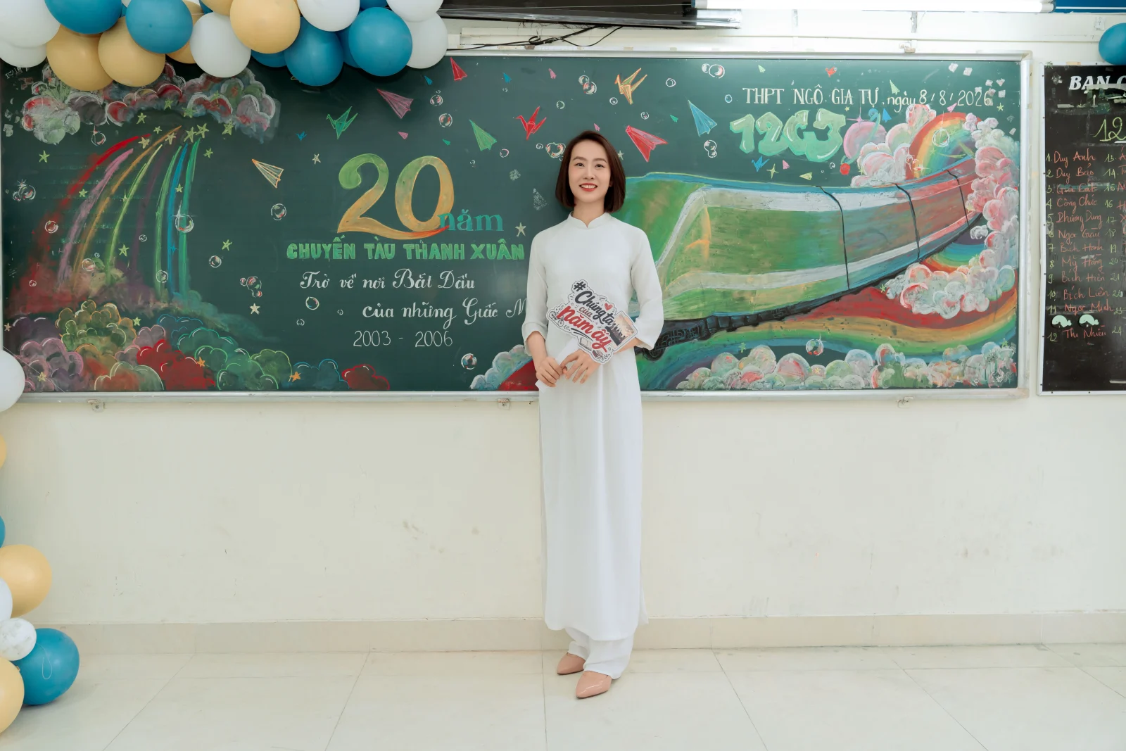 Ảnh lễ kỷ niệm 20 năm lớp 12C3, chụp ngày 08/08/2026