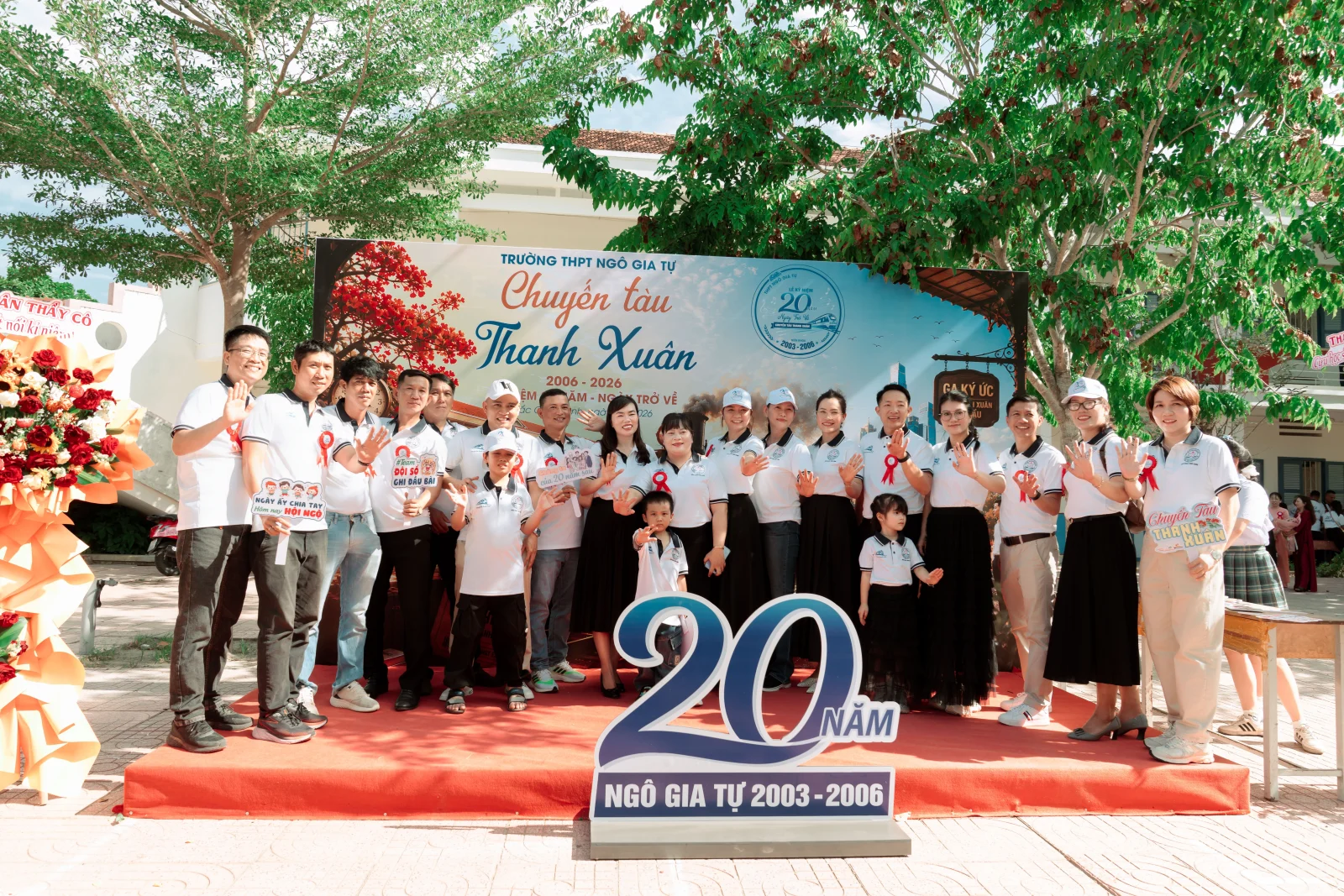 Ảnh lễ kỷ niệm 20 năm lớp 12C3, chụp ngày 08/08/2026