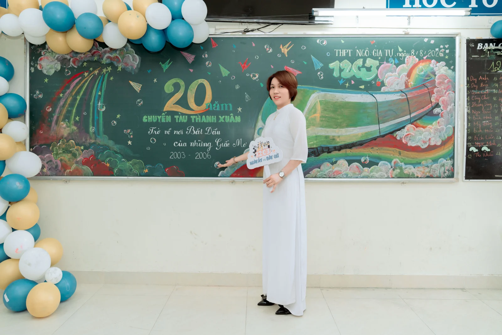 Ảnh lễ kỷ niệm 20 năm lớp 12C3, chụp ngày 08/08/2026