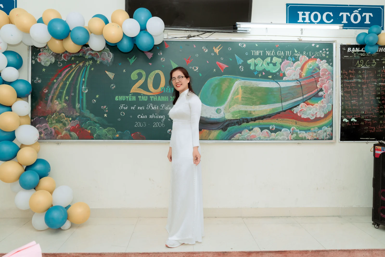 Ảnh lễ kỷ niệm 20 năm lớp 12C3, chụp ngày 08/08/2026