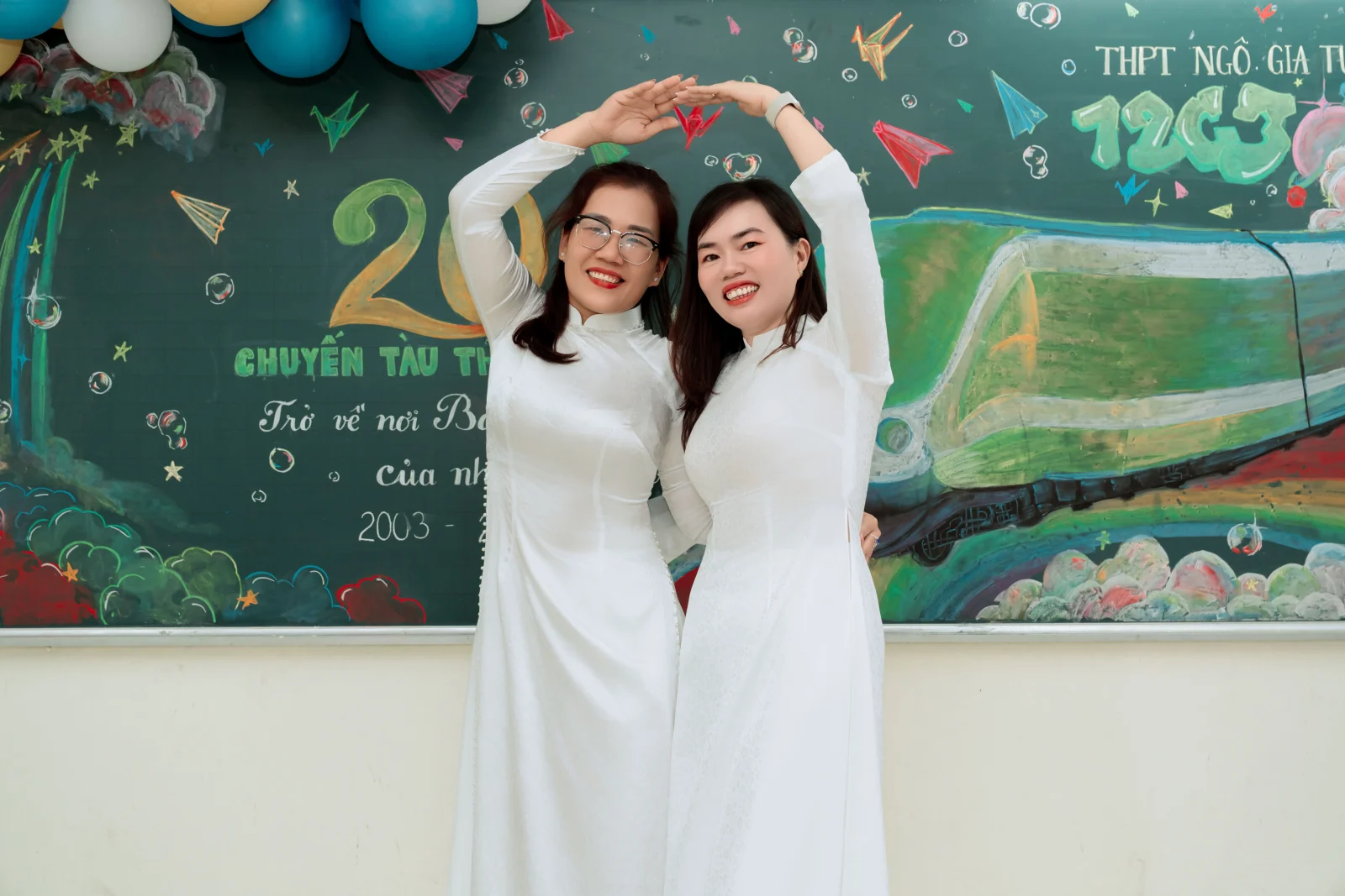 Ảnh lễ kỷ niệm 20 năm lớp 12C3, chụp ngày 08/08/2026