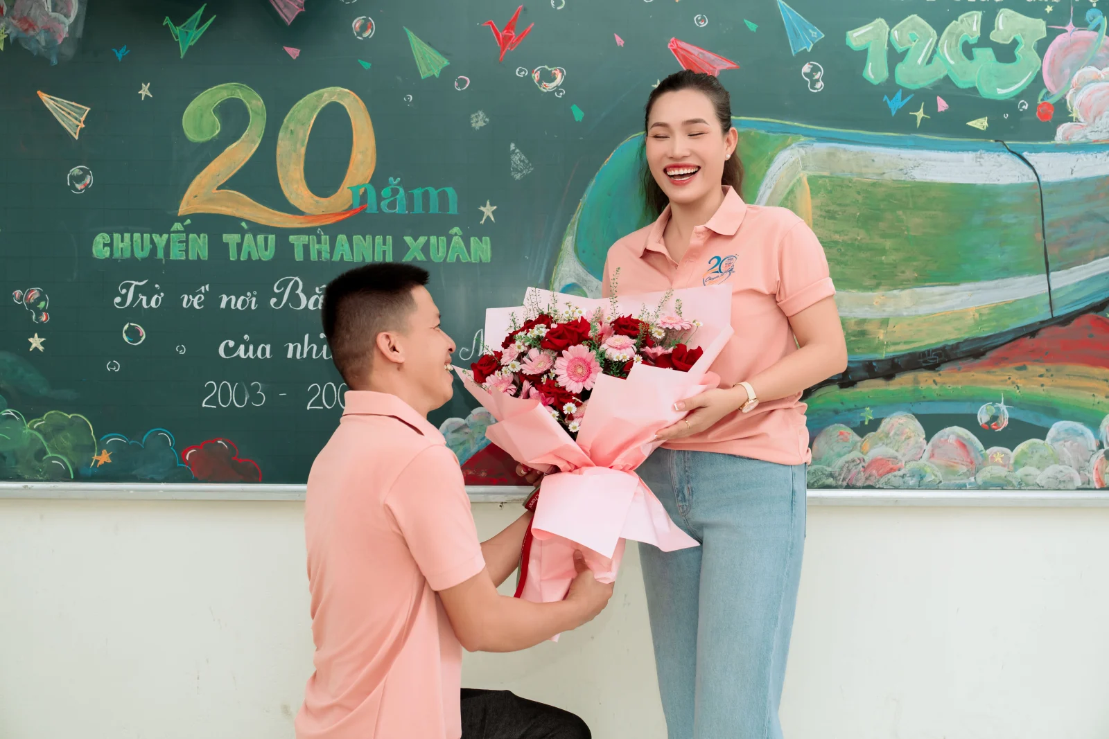 Ảnh lễ kỷ niệm 20 năm lớp 12C3, chụp ngày 08/08/2026