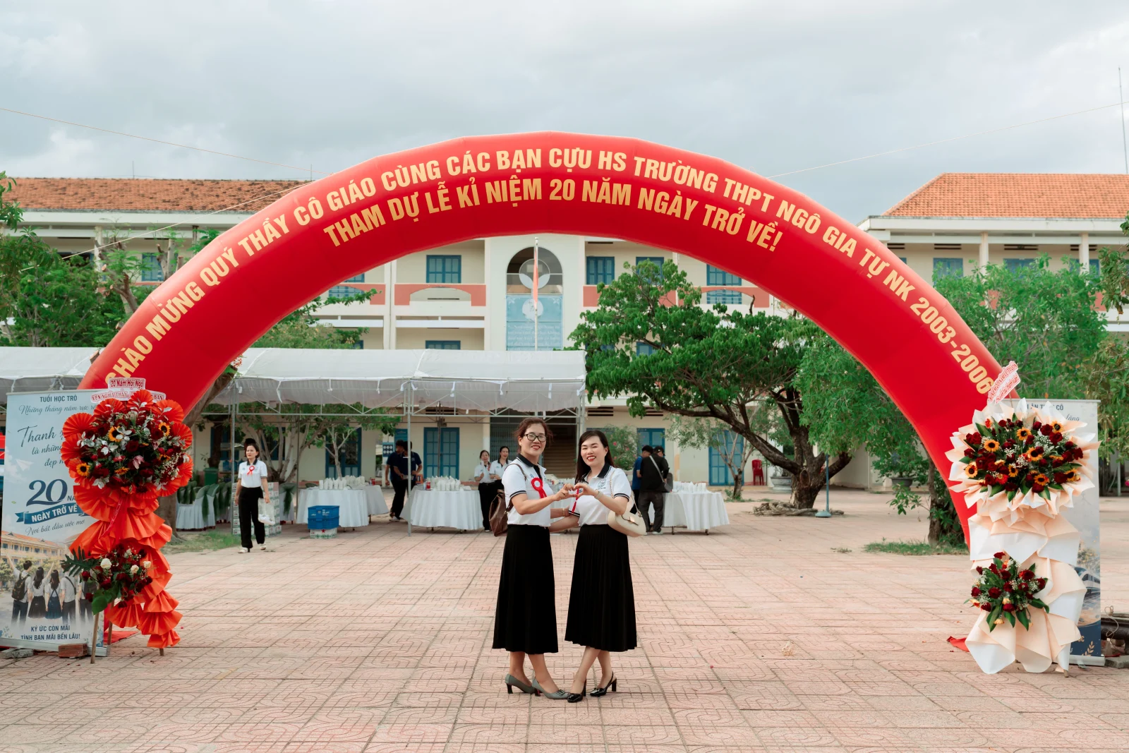 Ảnh lễ kỷ niệm 20 năm lớp 12C3, chụp ngày 08/08/2026