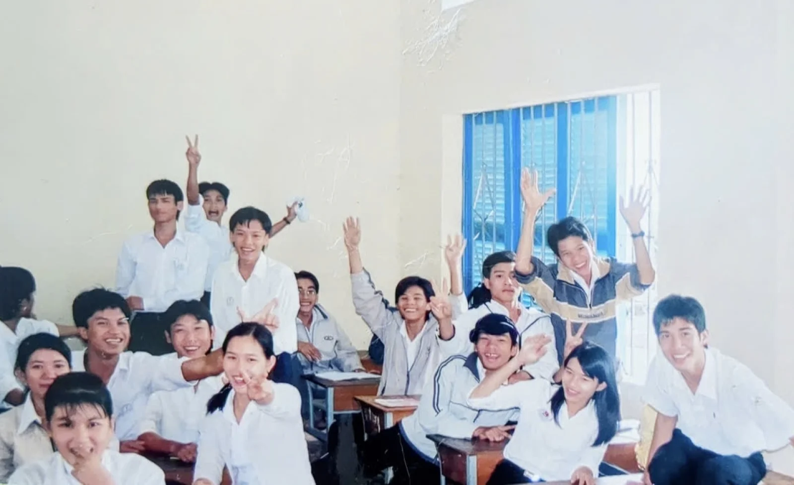 Ảnh lễ kỷ niệm 20 năm lớp 12C3, chụp ngày 08/08/2026