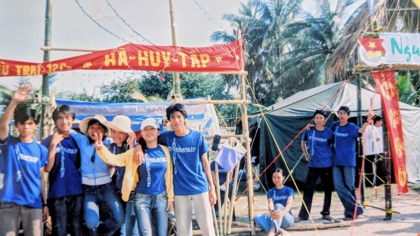 Ảnh lễ kỷ niệm 20 năm lớp 12C3, chụp ngày 08/08/2026