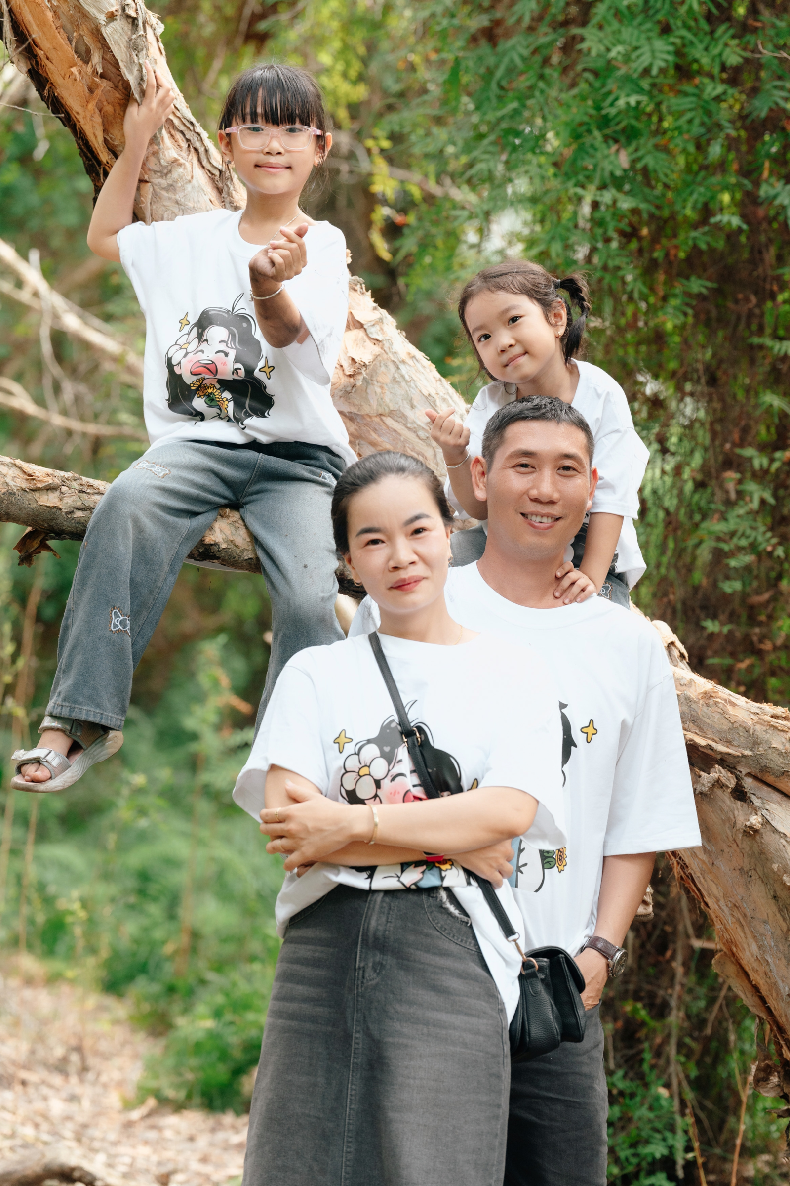 Ảnh lễ kỷ niệm 20 năm lớp 12C3, chụp ngày 08/08/2026