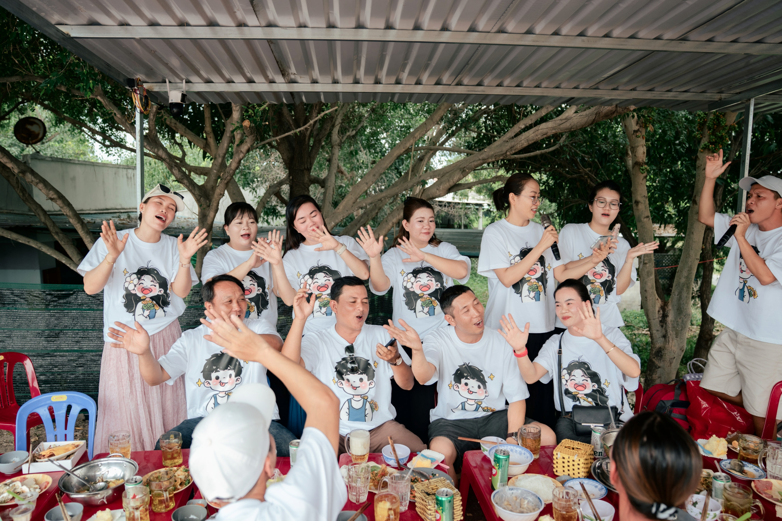 Ảnh lễ kỷ niệm 20 năm lớp 12C3, chụp ngày 08/08/2026
