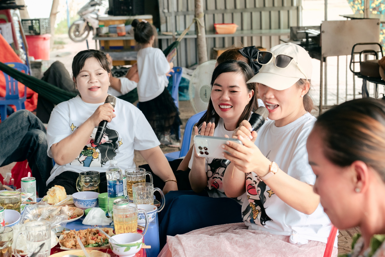 Ảnh lễ kỷ niệm 20 năm lớp 12C3, chụp ngày 08/08/2026