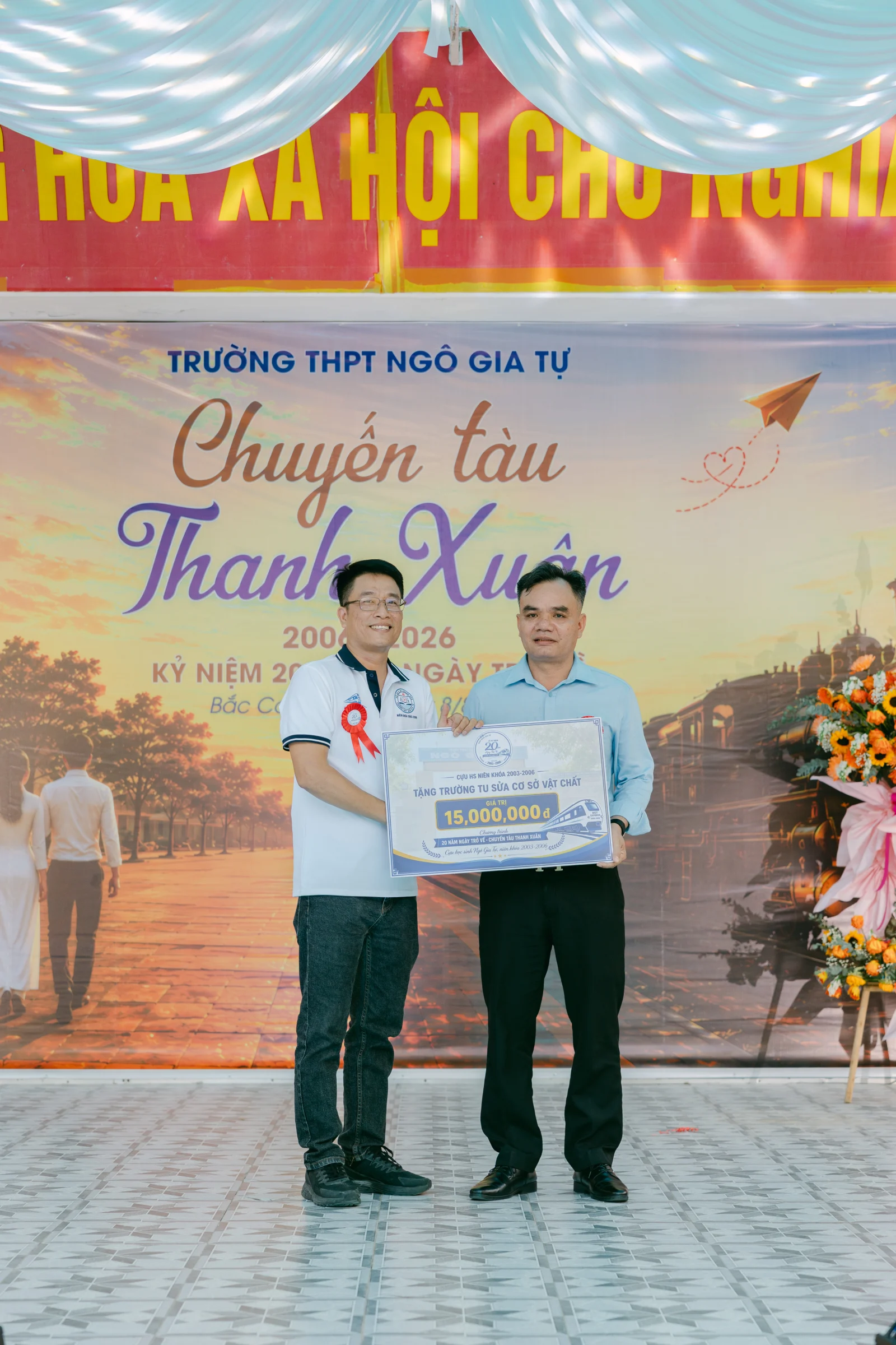 Ảnh lễ kỷ niệm 20 năm THPT Ngô Gia Tự, chụp ngày 08/08/2026
