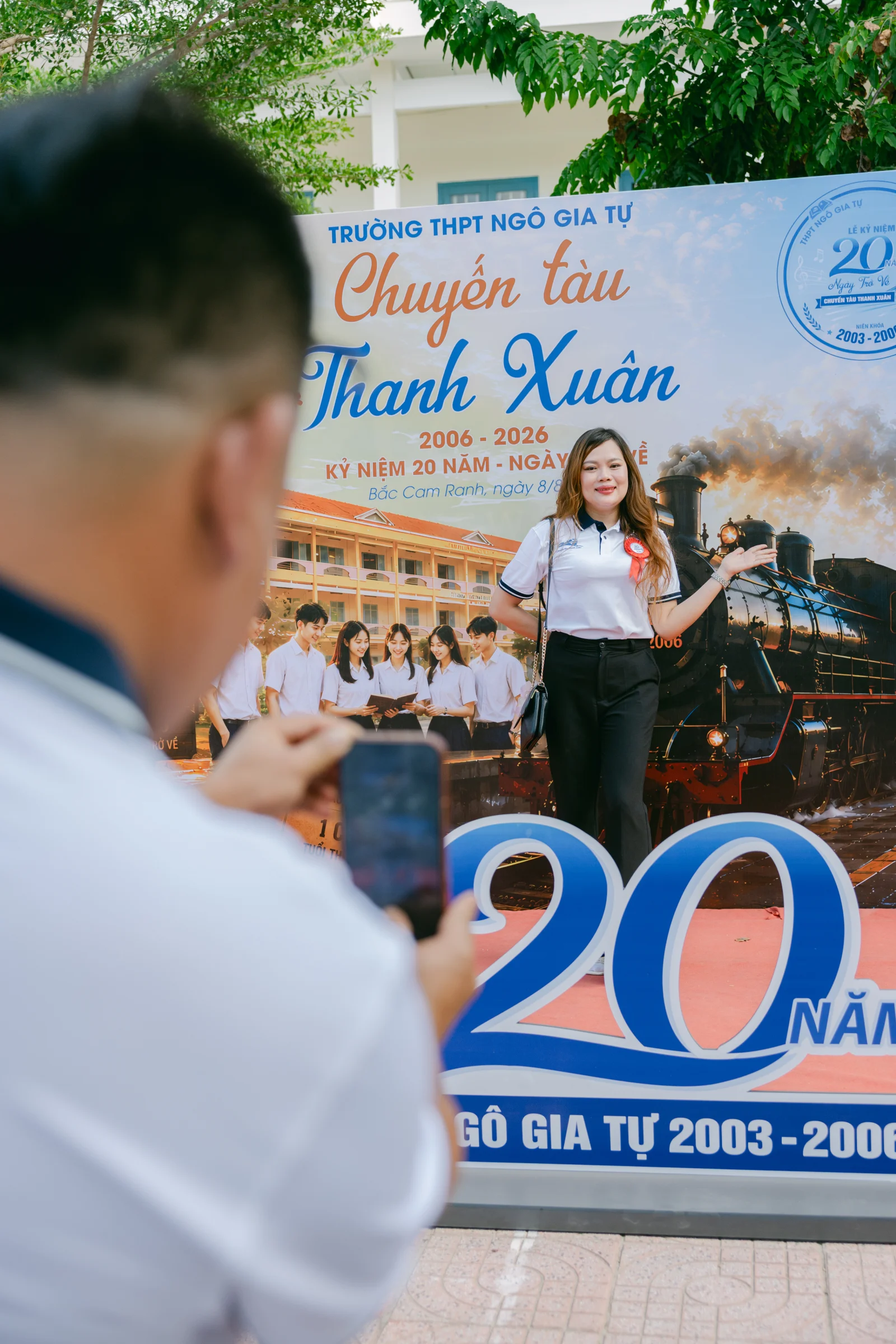Ảnh lễ kỷ niệm 20 năm THPT Ngô Gia Tự, chụp ngày 08/08/2026